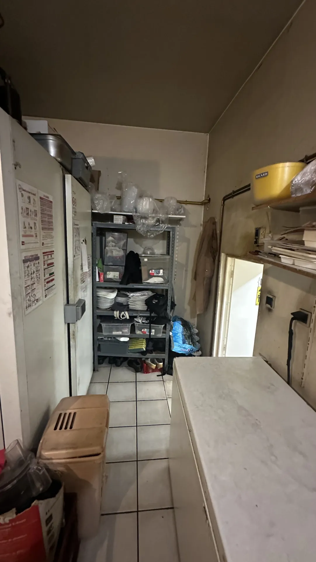 Vente murs commerciaux loués au Beausset - Opportunité d’investissement à forte rentabilité 