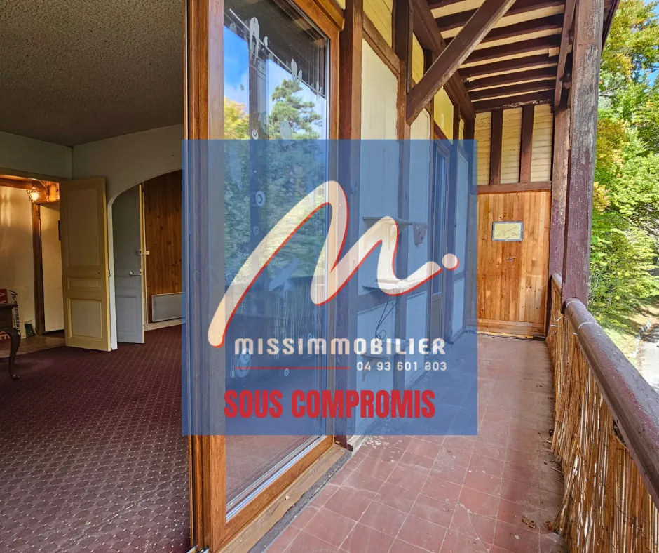 Appartement à rénover avec 3 chambres et balcon à Thorenc