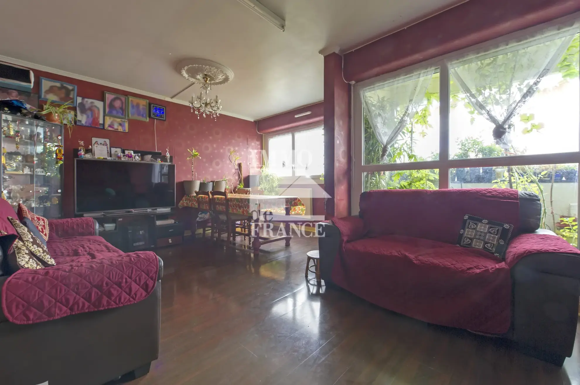 Appartement familial de 100,50 m² à Pontoise avec 4 chambres et double séjour 