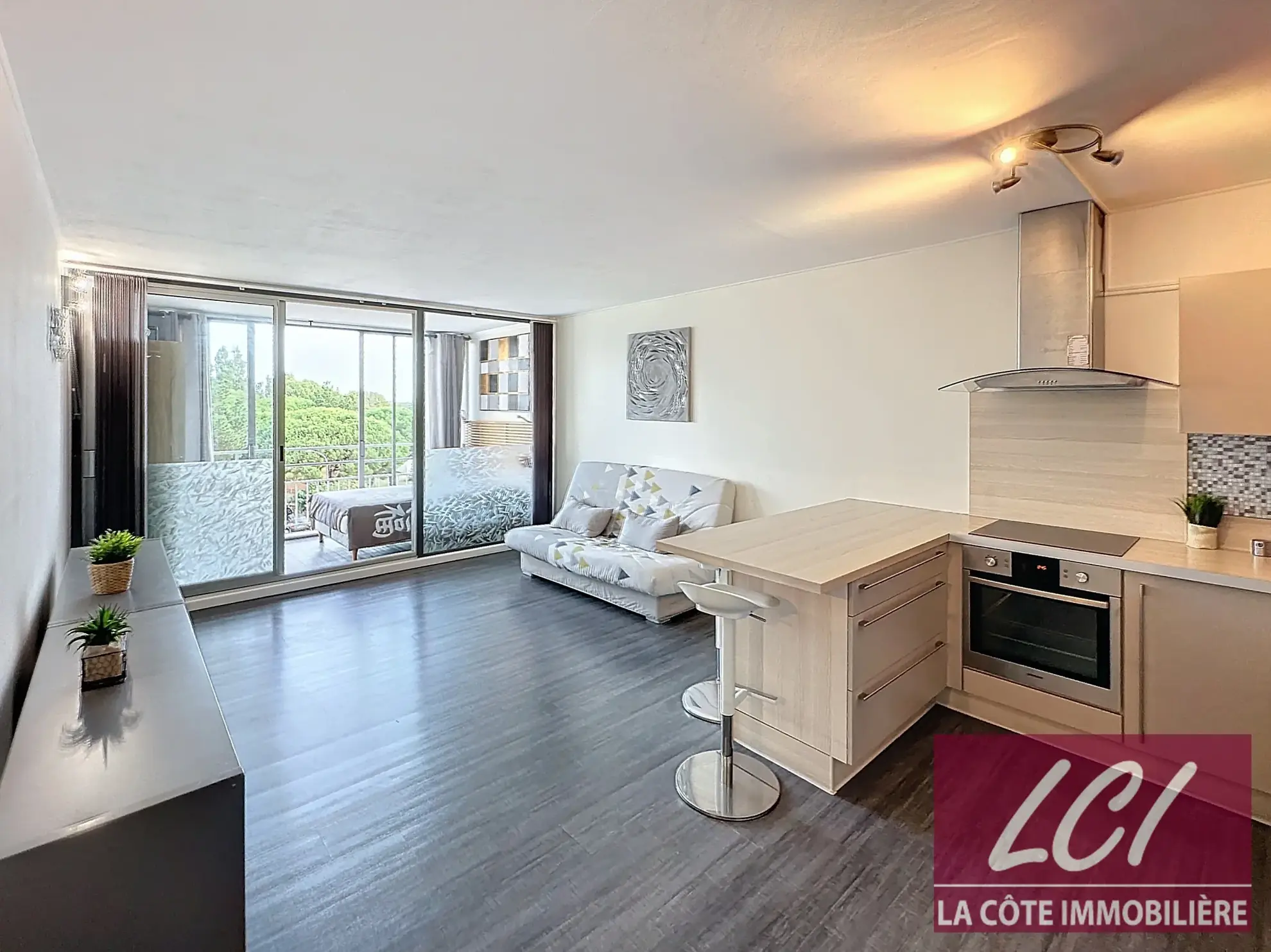 Magnifique T2 rénové à Arcachon avec vue dégagée et parking privé