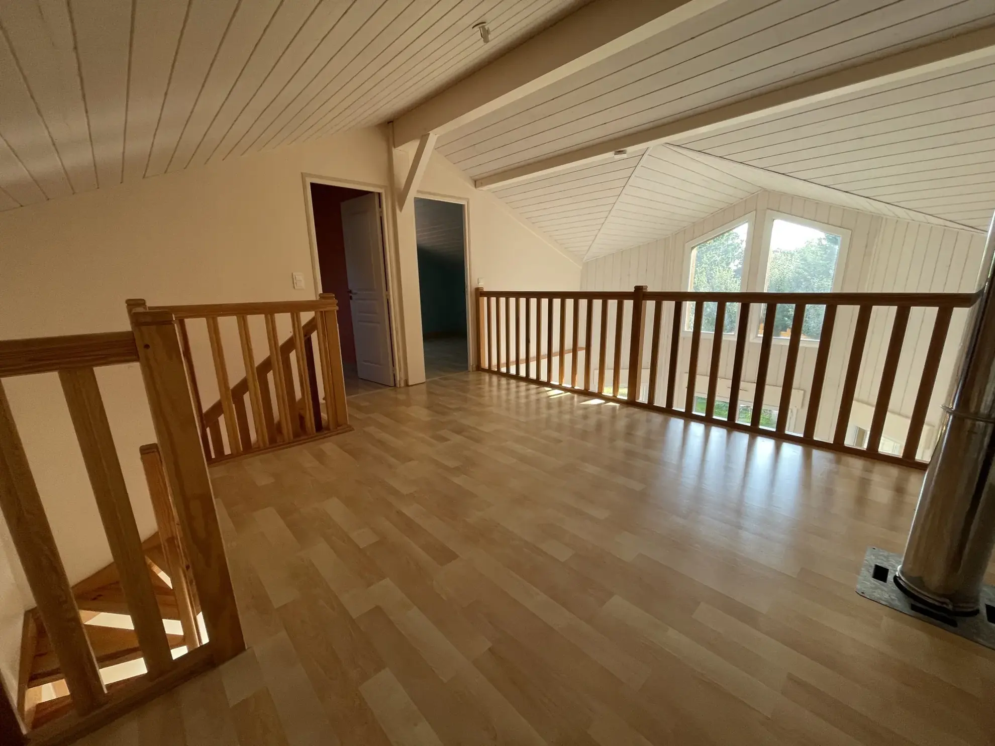 Vente maison T5 à Bellerive-sur-Allier avec terrain, garage et chauffage indépendant 