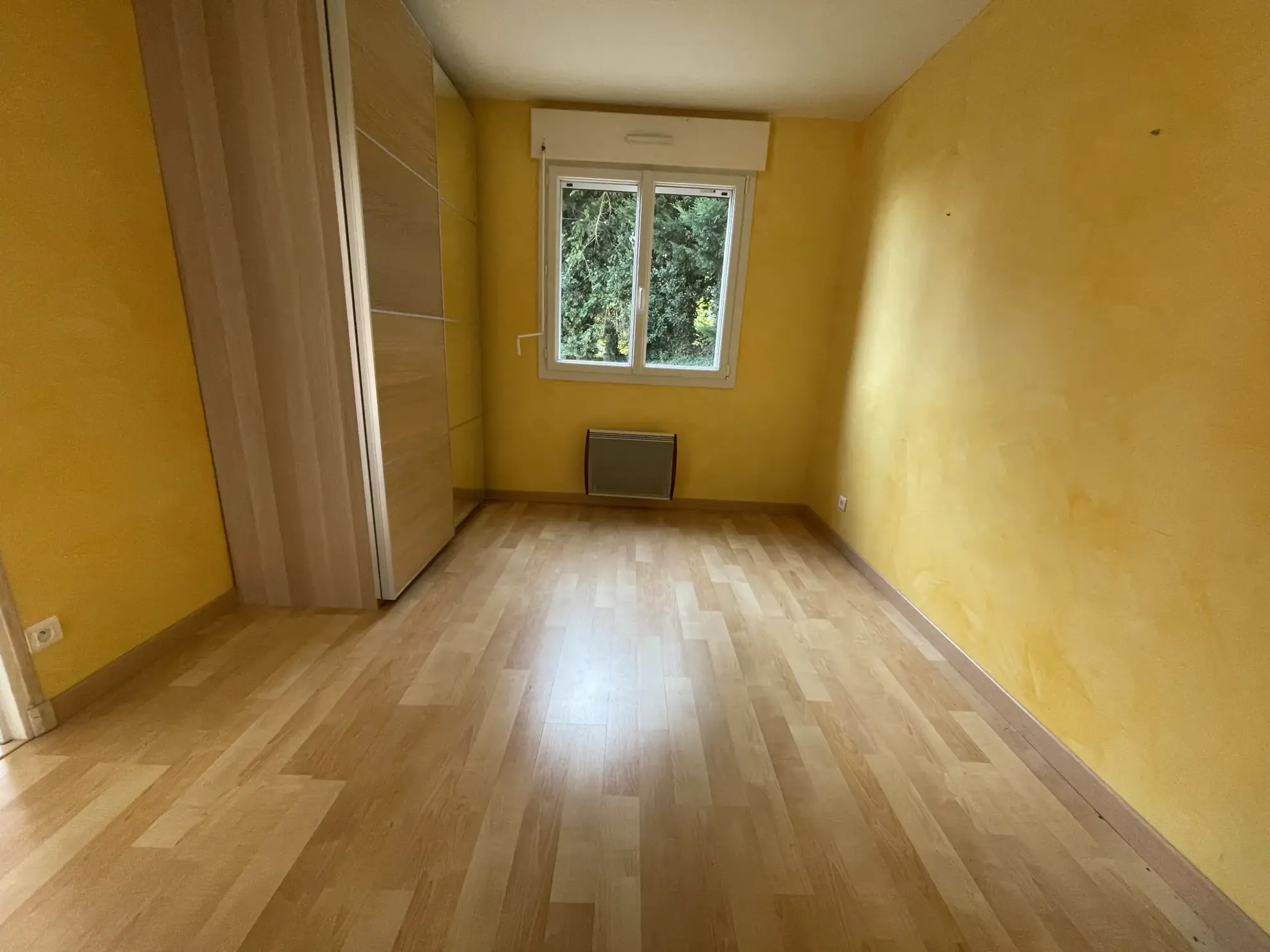 Vente maison T5 à Bellerive-sur-Allier avec terrain, garage et chauffage indépendant 