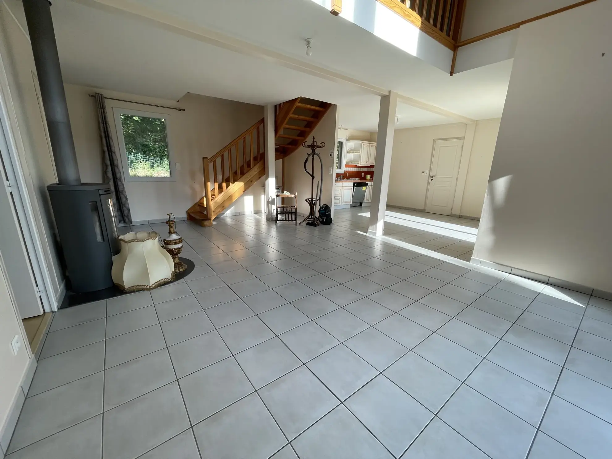 Vente maison T5 à Bellerive-sur-Allier avec terrain, garage et chauffage indépendant 