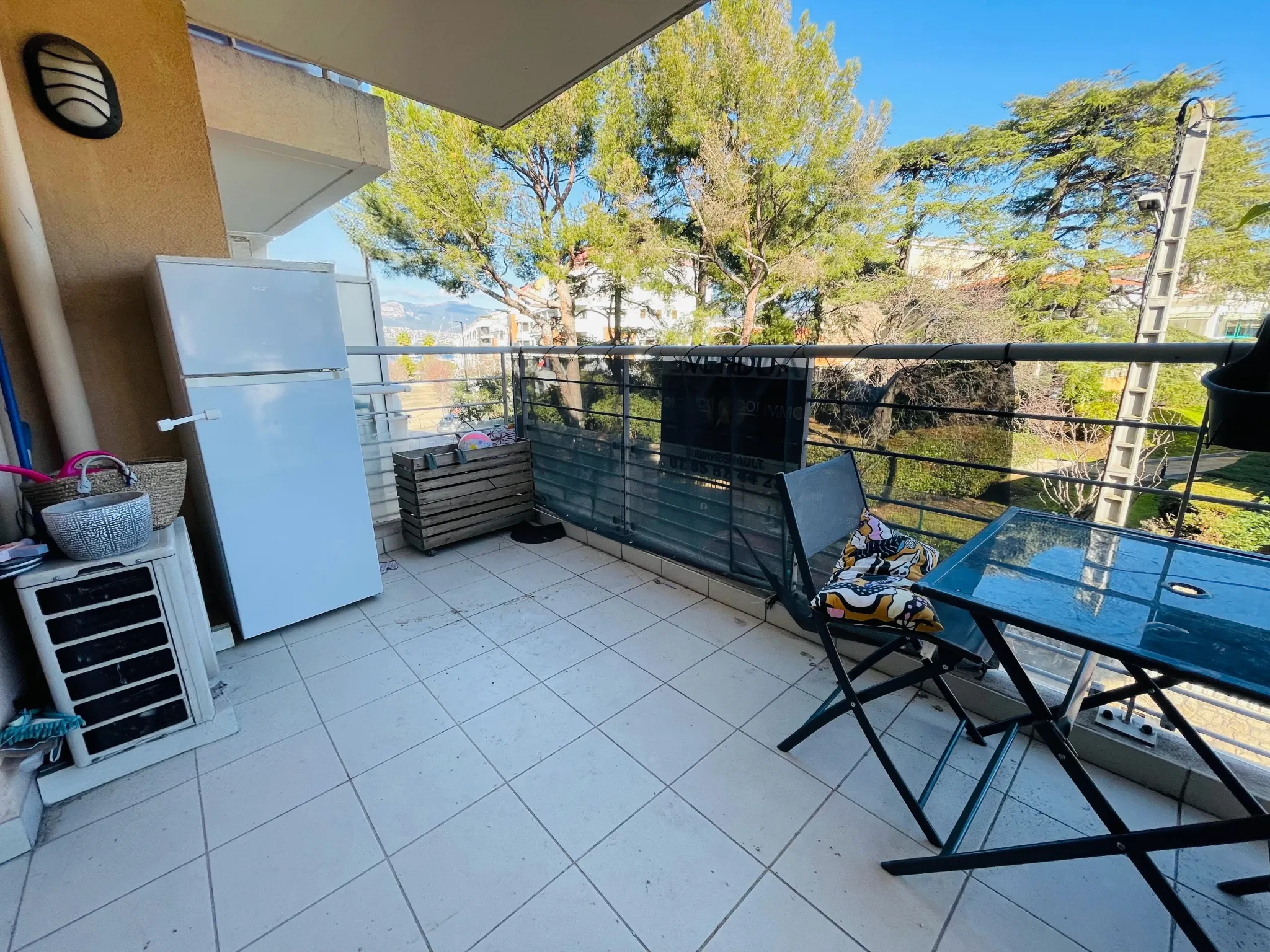 Appartement T3 à La Seyne-sur-Mer avec terrasses et parking privé 