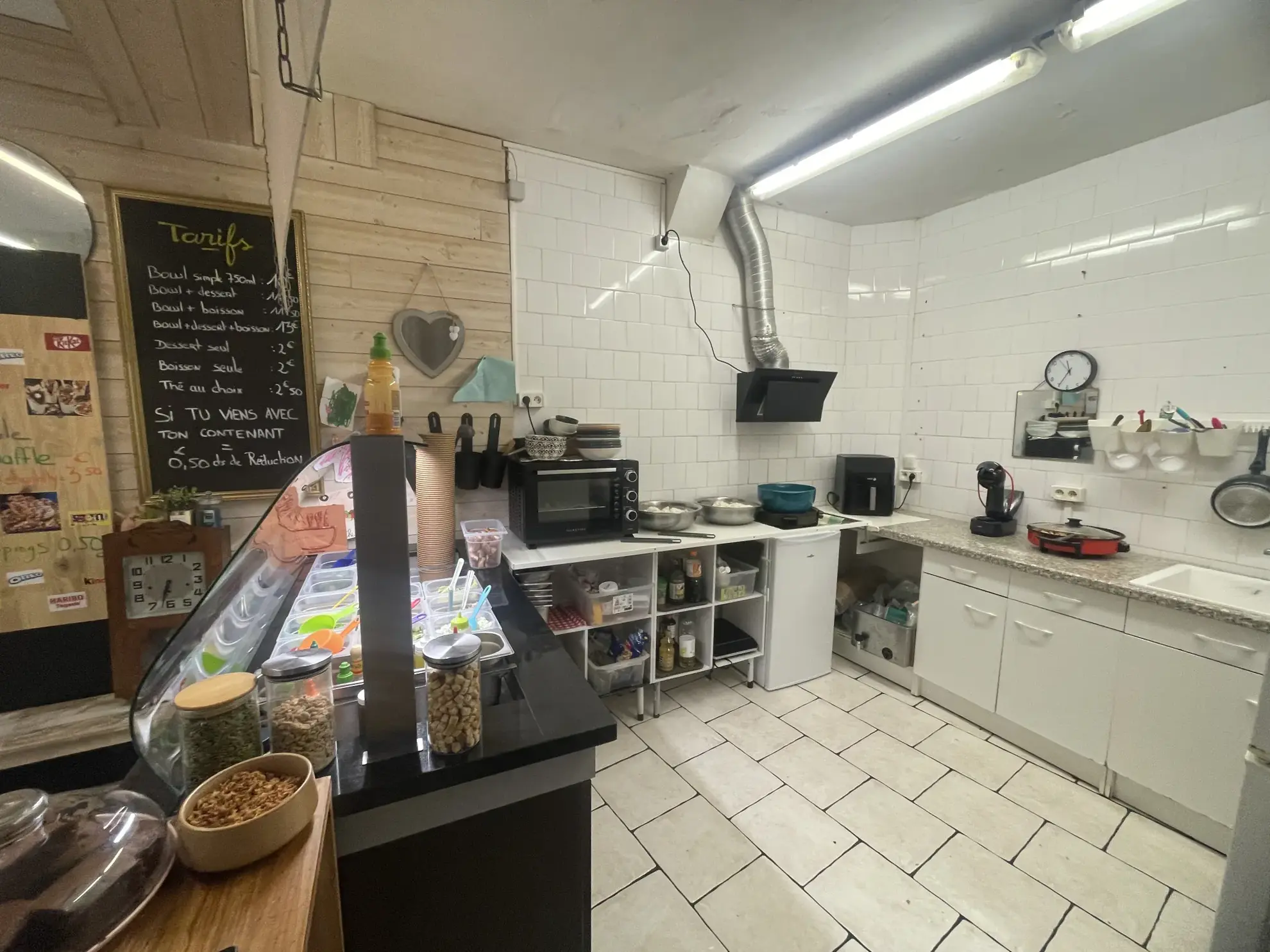 Immeuble à vendre au centre de Saint Affrique avec potentiel locatif 