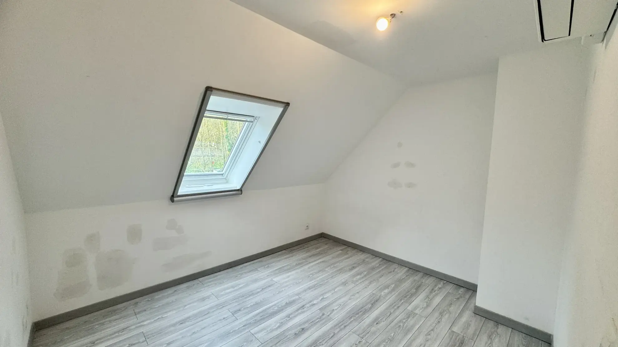 Maison à Mantes-la-Ville - 90m², jardin clos, calme, excellenteIsolation 