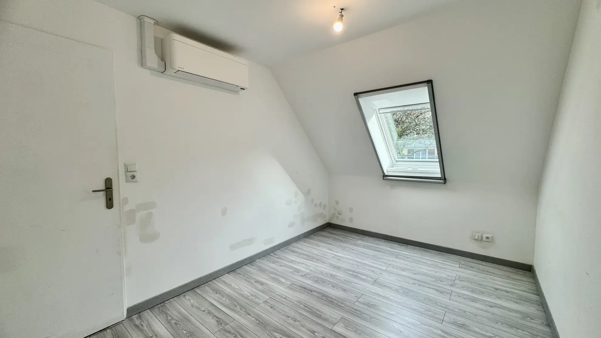 Maison à Mantes-la-Ville - 90m², jardin clos, calme, excellenteIsolation 