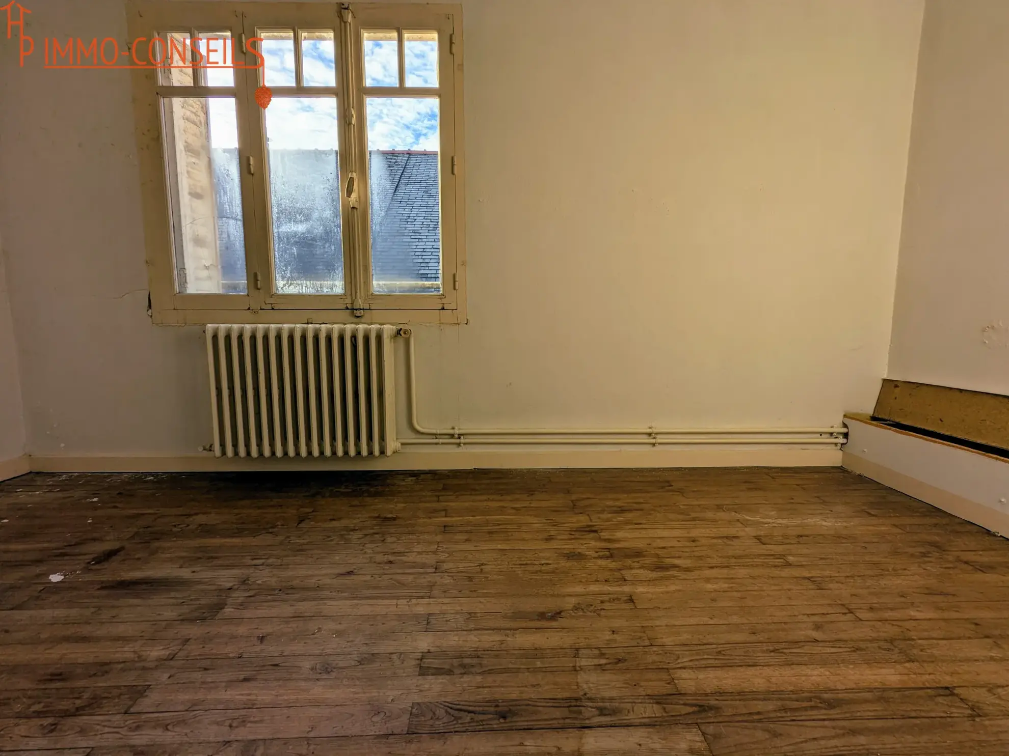 Maison de ville à rénover en hyper-centre de Nort-sur-Erdre - Terrain et dépendance 