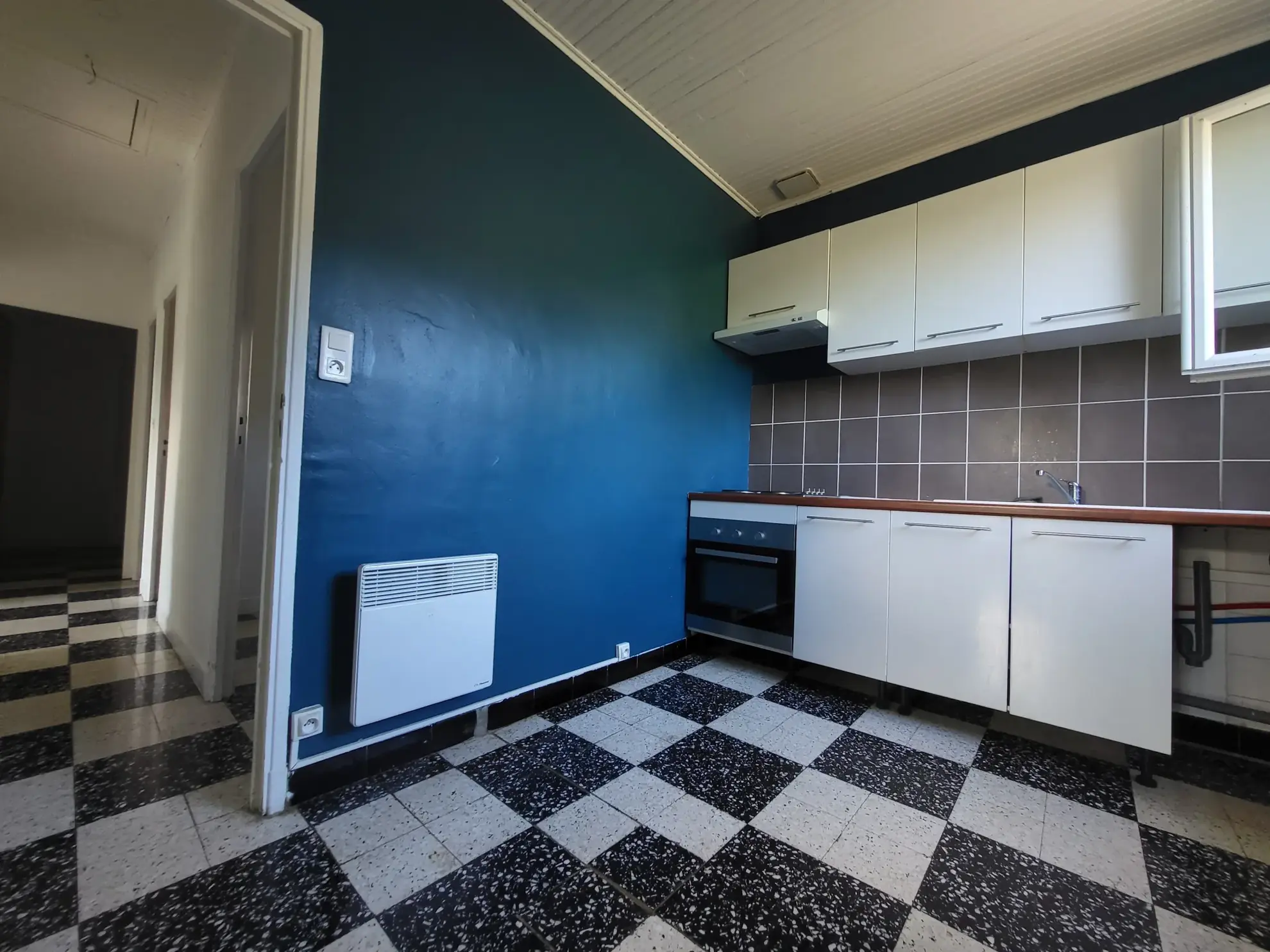 Villa de 65 m² avec grand terrain à Saint-Hippolyte-du-Fort, Cévennes 