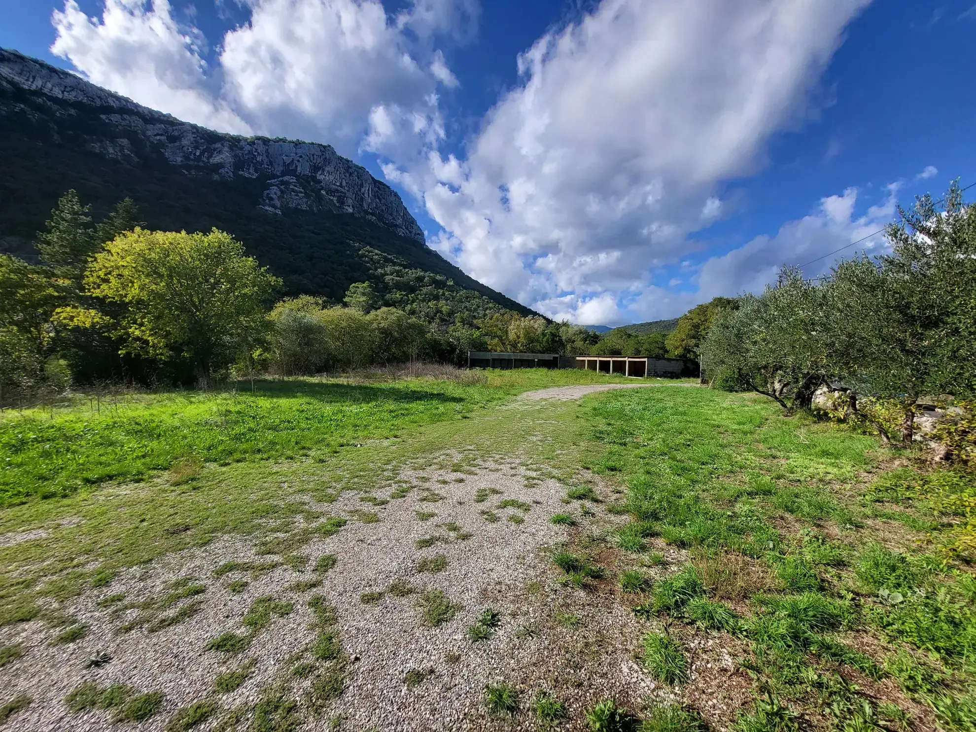 Villa de 65 m² avec grand terrain à Saint-Hippolyte-du-Fort, Cévennes 