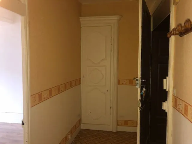 Immeuble locatif à Marcigny avec local commercial et appartements en vente 