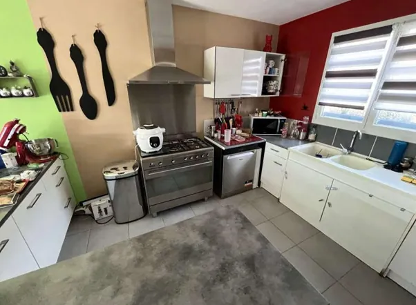 Maison de 83m² avec jardin et garage à vendre à Gruissan (11) 