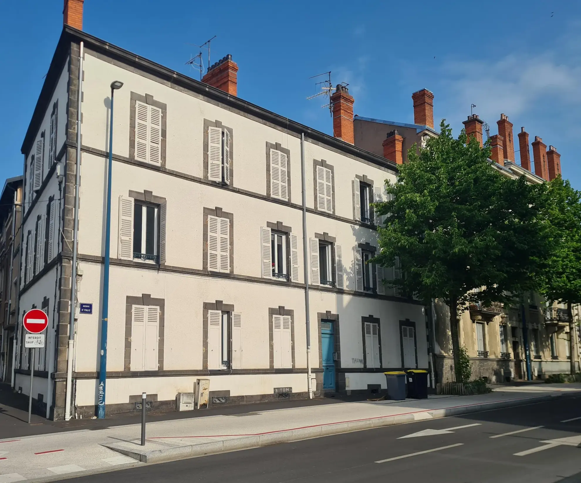 Appartement F4 lumineux à Clermont-Ferrand proche facultés et transports