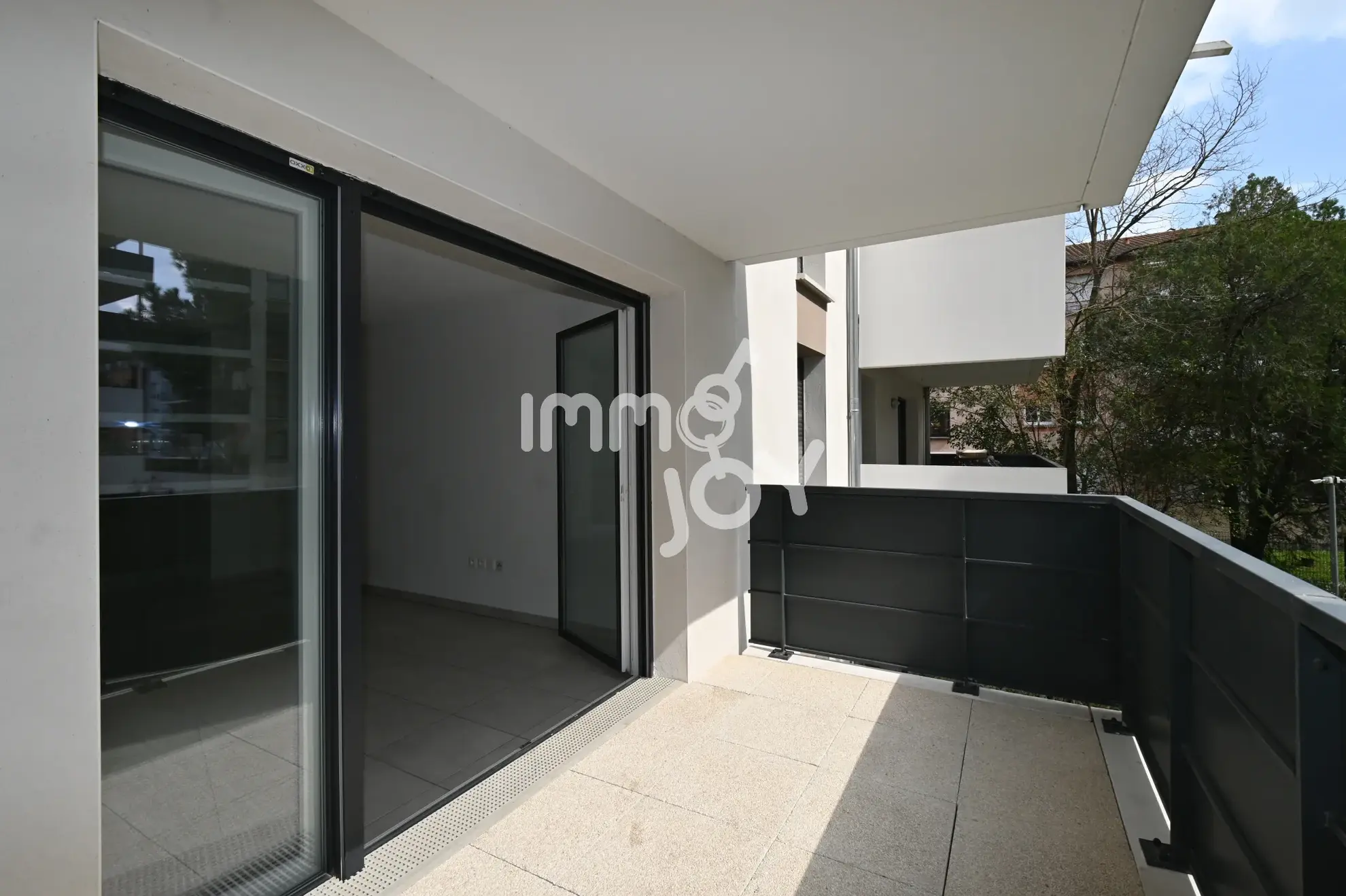 A vendre à Toulouse, Appartement T3 lumineux avec balcon et parking en résidence récente 