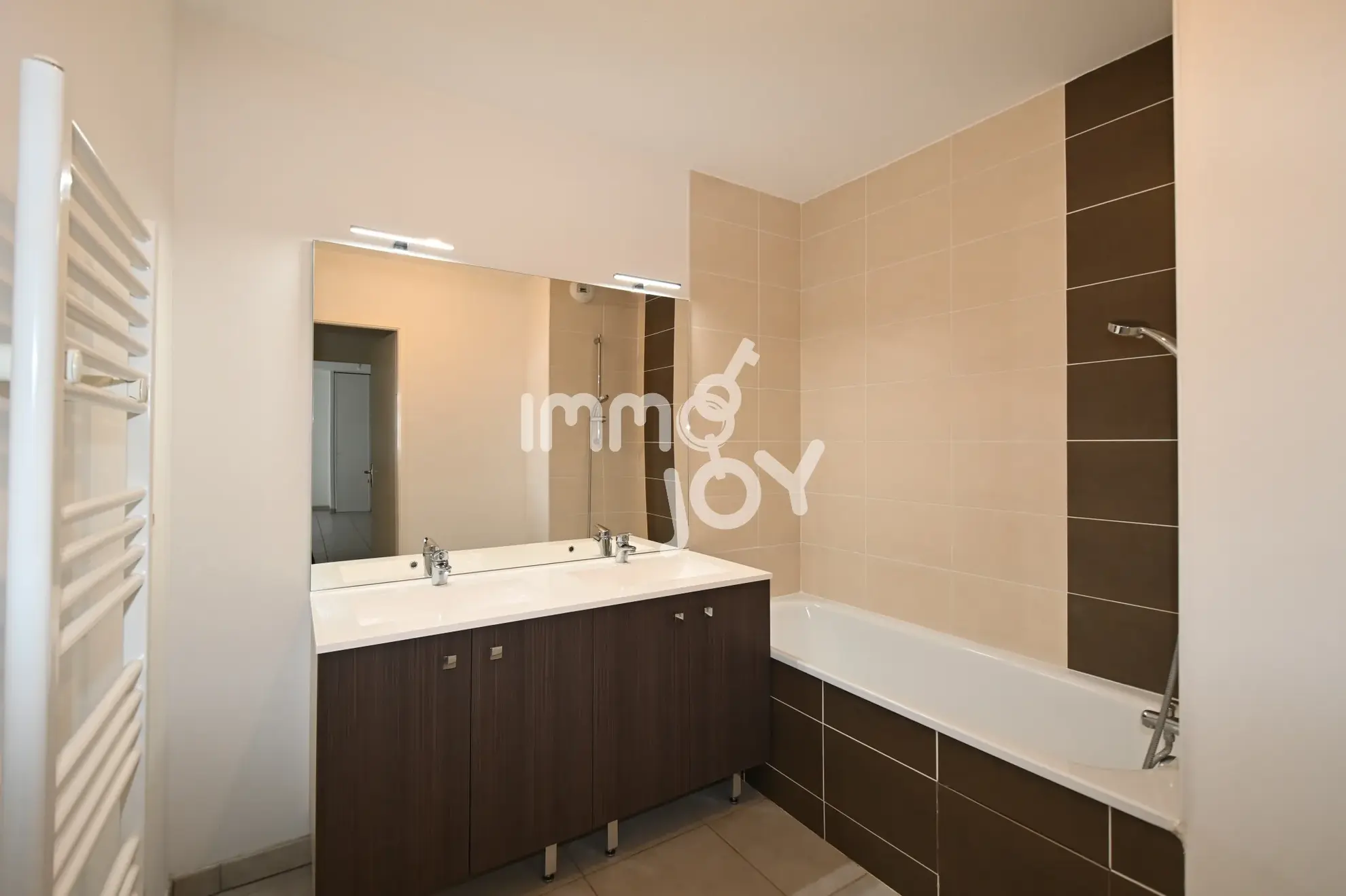 A vendre à Toulouse, Appartement T3 lumineux avec balcon et parking en résidence récente 