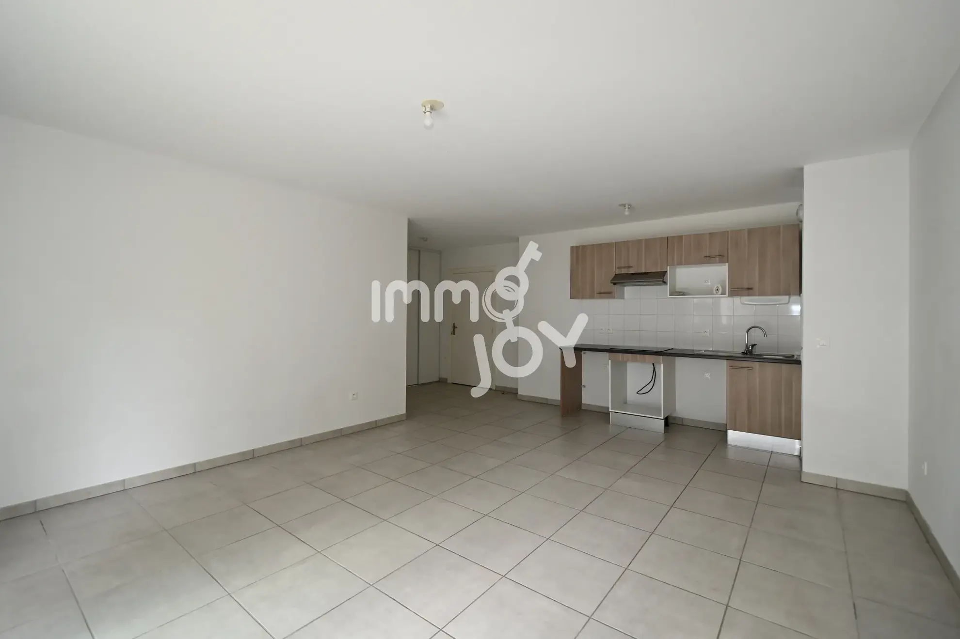 A vendre à Toulouse, Appartement T3 lumineux avec balcon et parking en résidence récente 