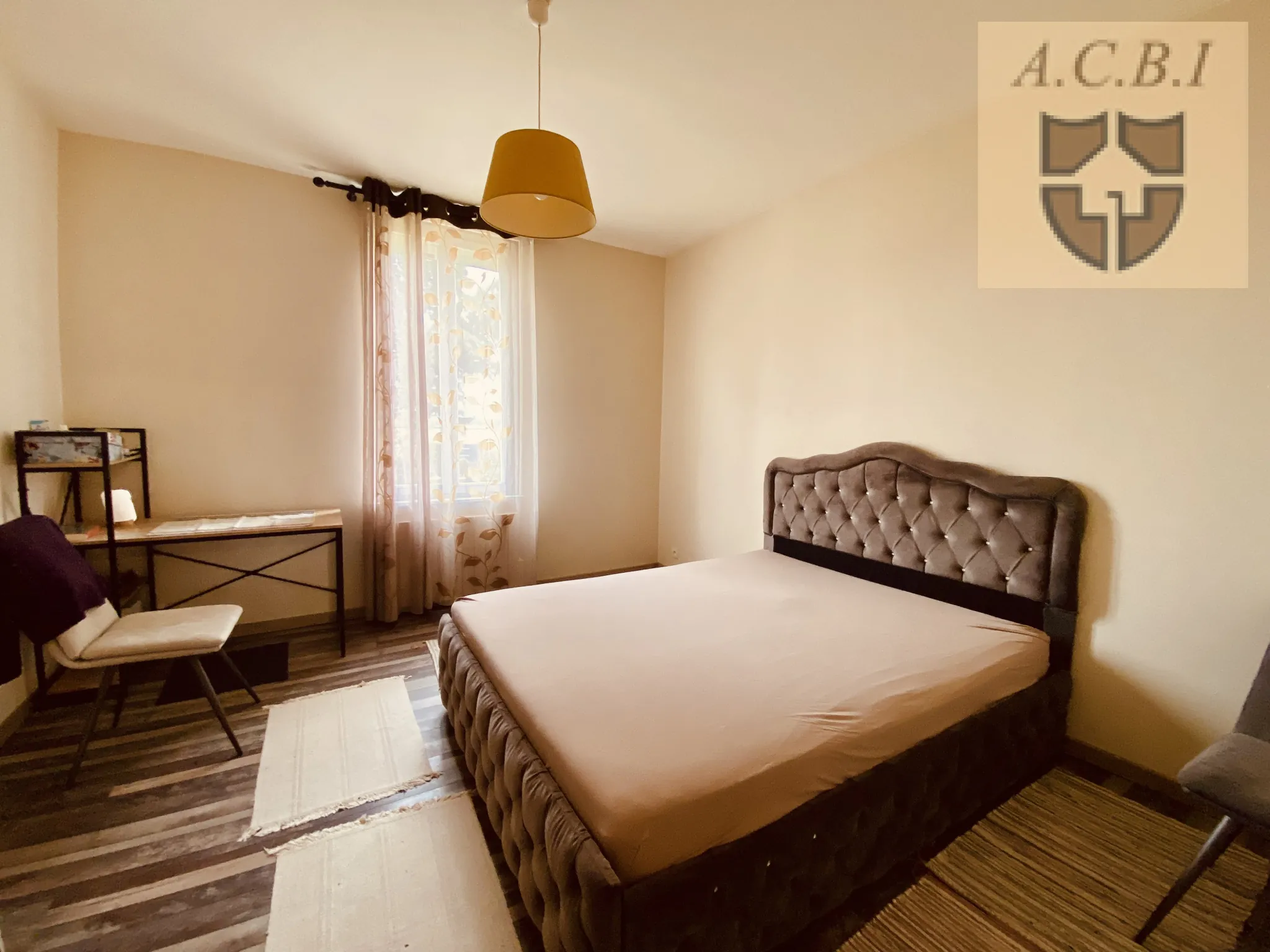 Maison de plain-pied à Montoire-sur-le-Loir avec jardin clos et modernité 