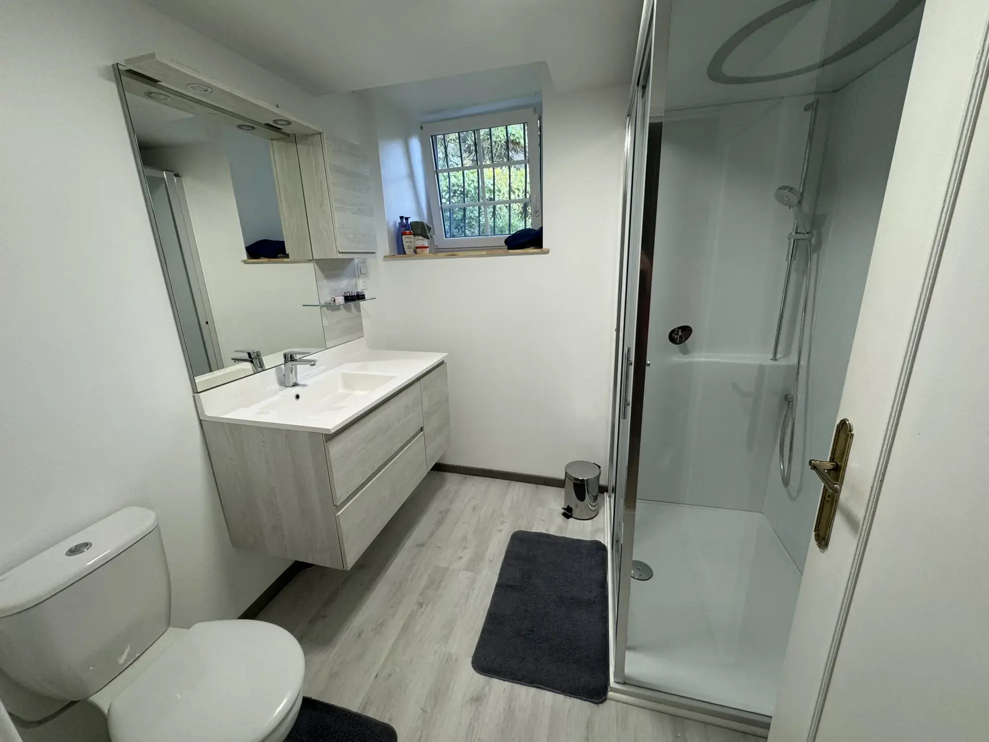 Charmante maison à Joursac, proche nature, 3 chambres, garage, idéalement située entre Massiac et Saint-Flour 