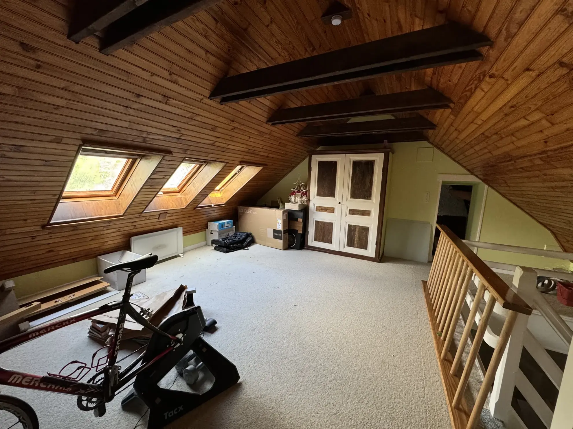 Charmante maison à Joursac, proche nature, 3 chambres, garage, idéalement située entre Massiac et Saint-Flour 