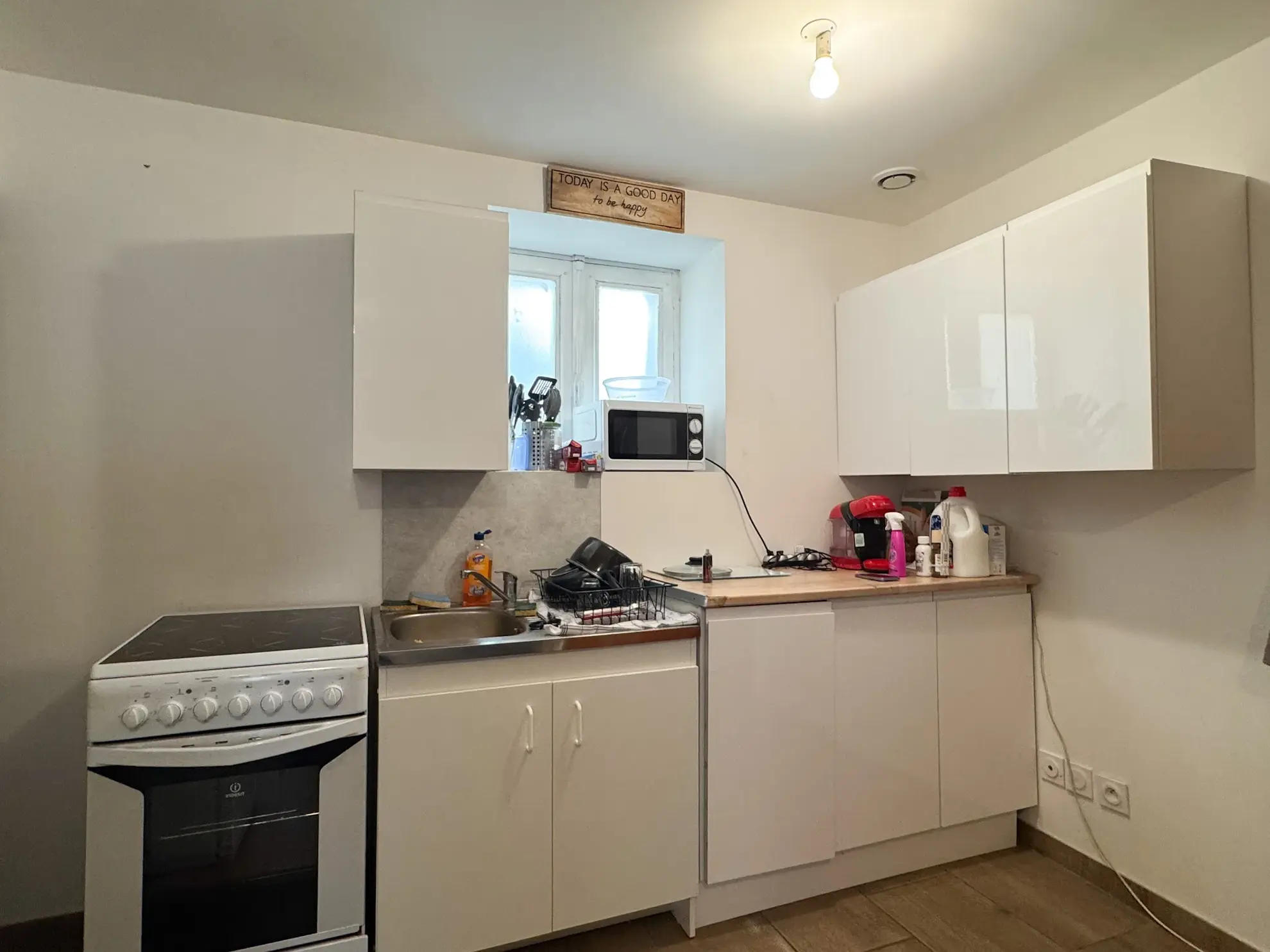 Immeuble de rapport rénové à Saint-Marcel-les-Sauzet avec 3 logements loués 