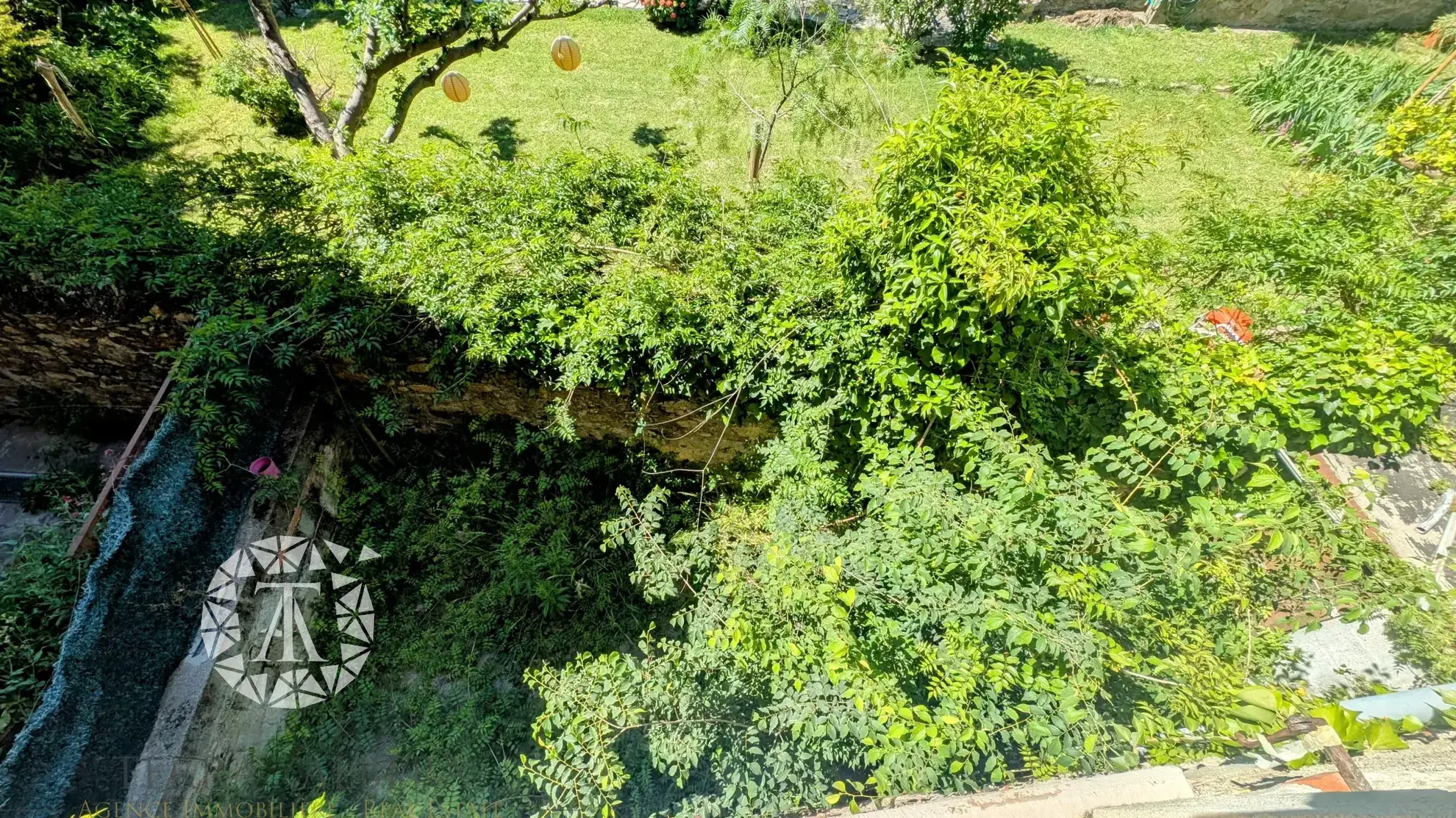 Maison de village avec fort potentiel de division à Laroque des Albères 