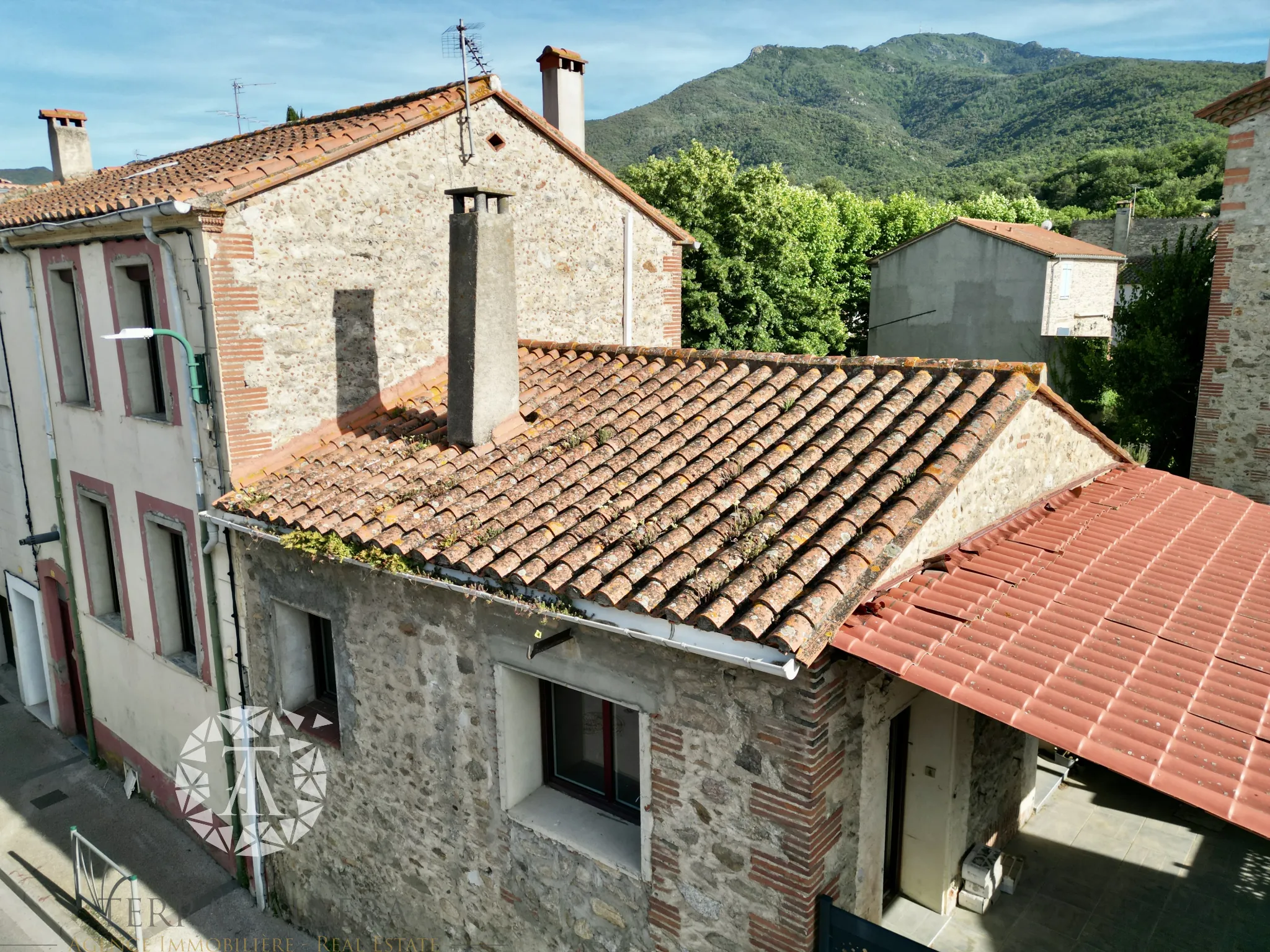 Maison de village avec fort potentiel de division à Laroque des Albères