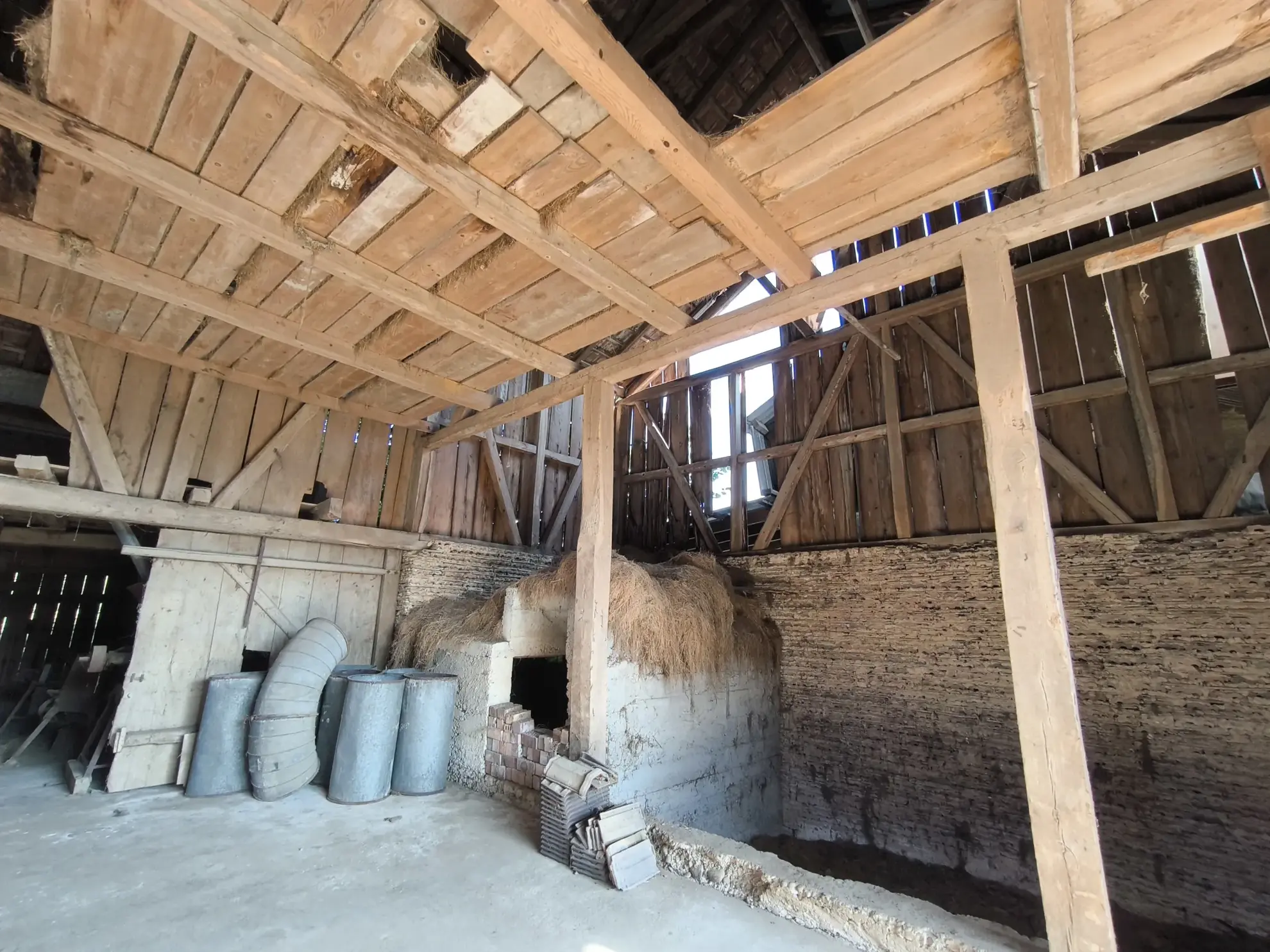 Maison à rénover à Willer avec grand terrain et dépendance de 140 m² 