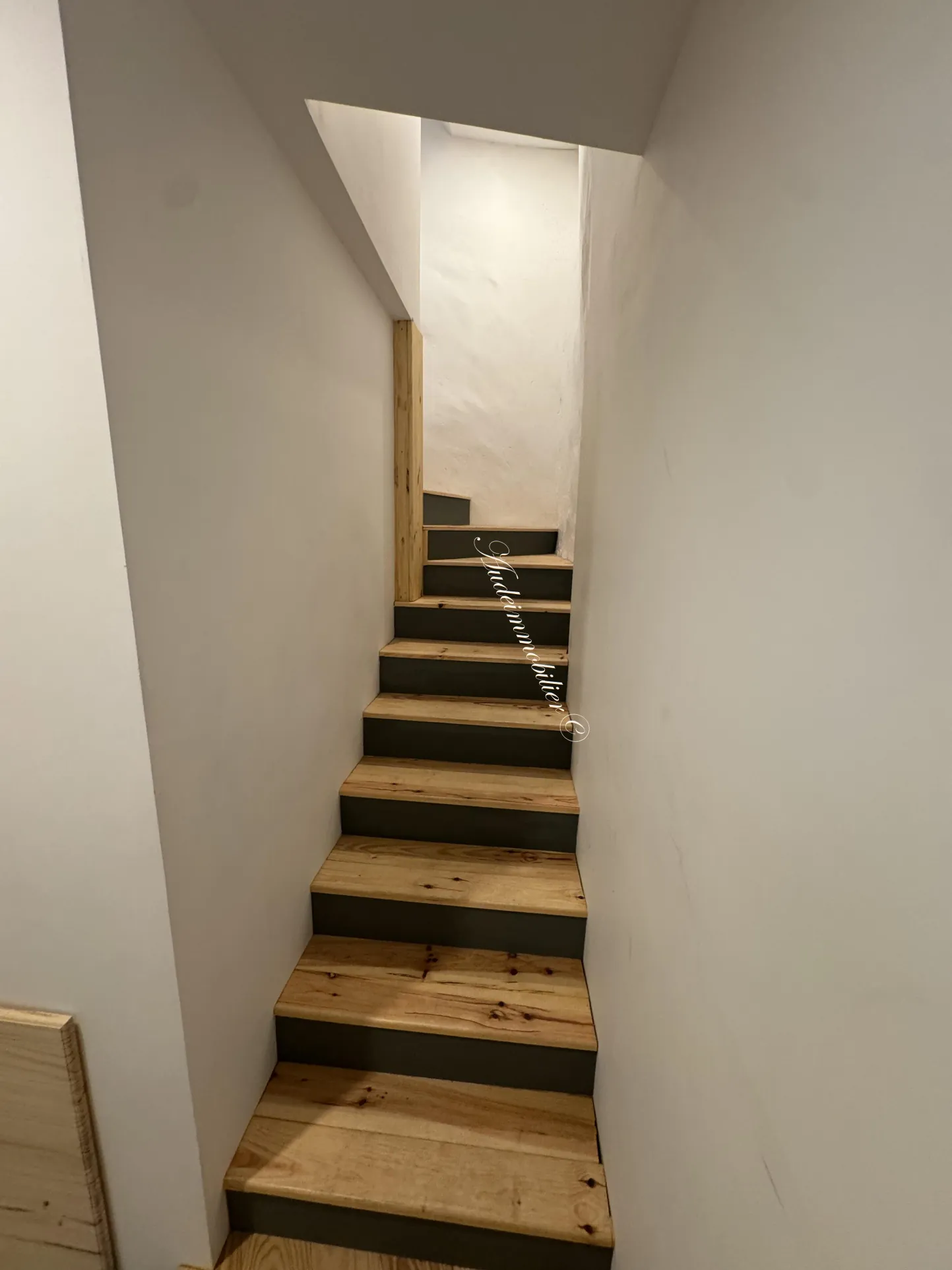 Maison de village rénovée avec vue panoramique à Limoux - 149 m² 