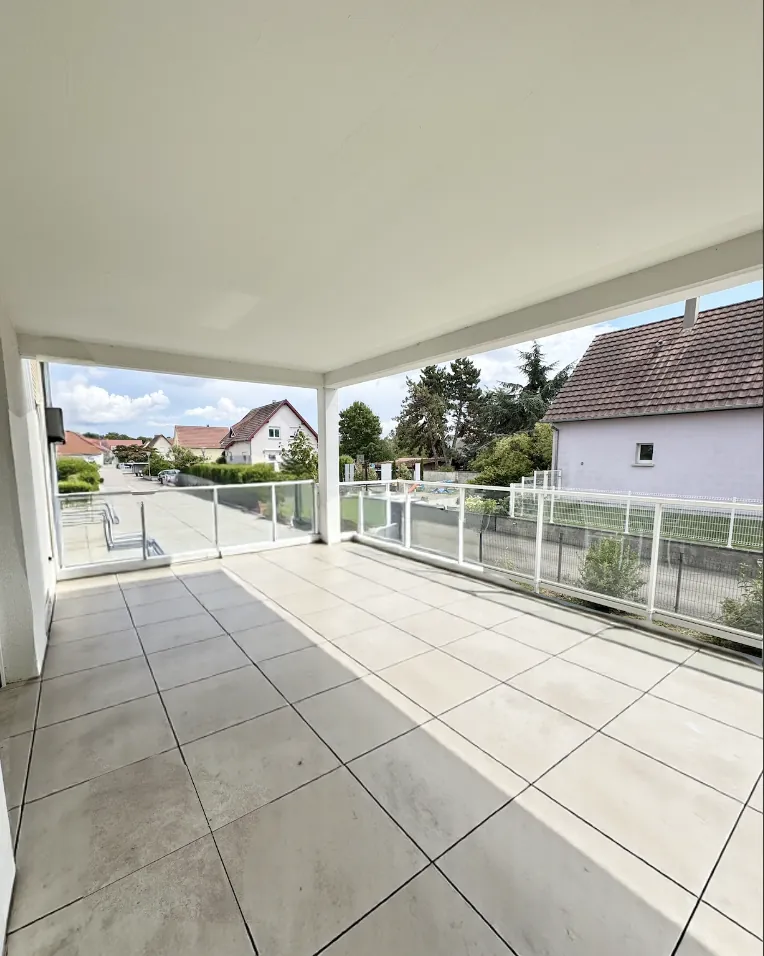 Appartement F4 avec terrasse à Wittelsheim, parking et garage 