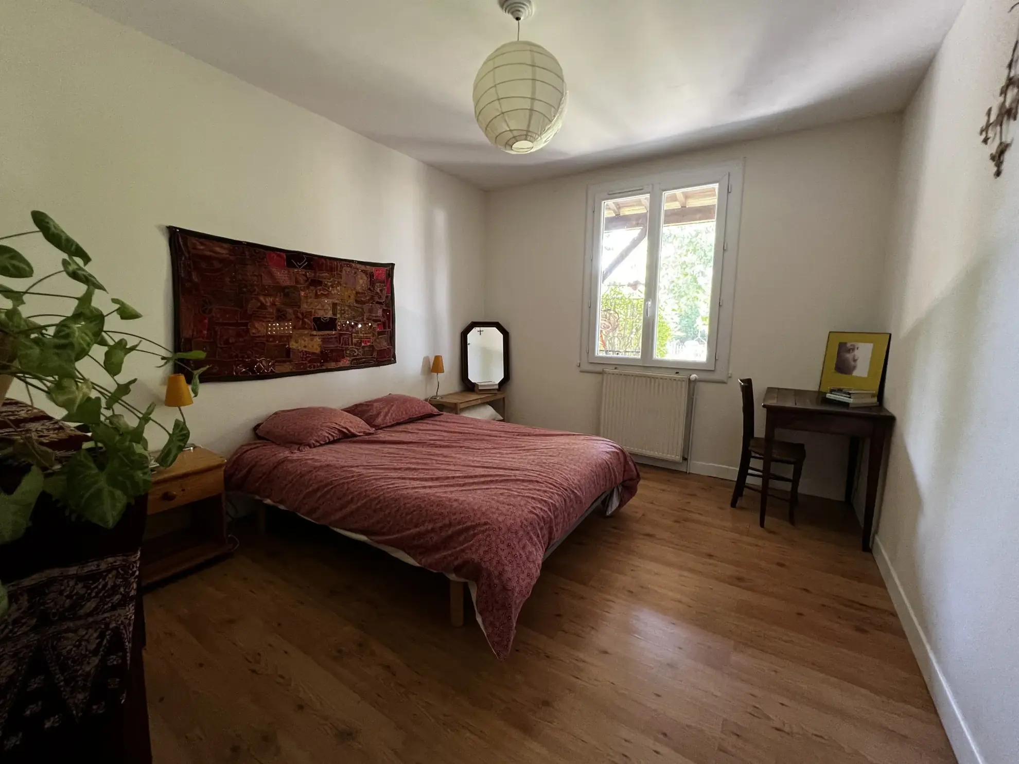 Maison familiale avec piscine, 5 chambres et grand garage à Puybarban 