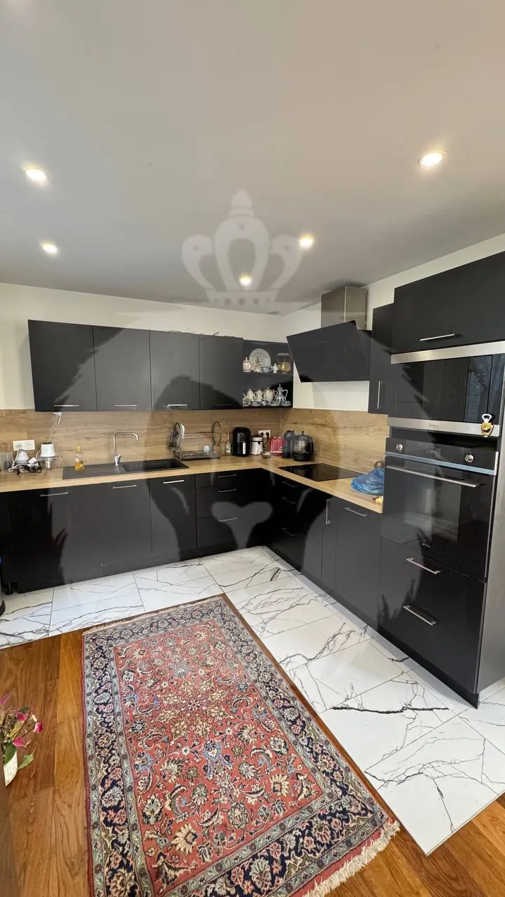 Maison 7 pièces à Balloy avec terrain et dépendances - 161 m² habitables 