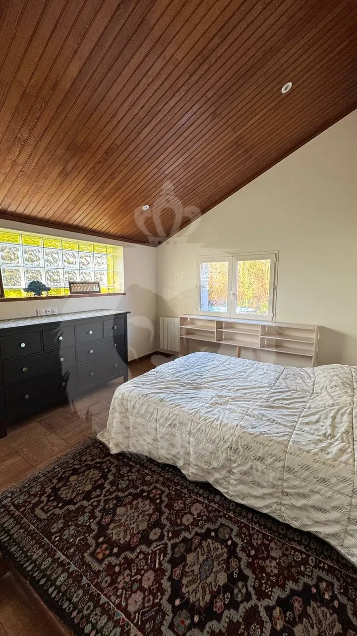 Maison 7 pièces à Balloy avec terrain et dépendances - 161 m² habitables 