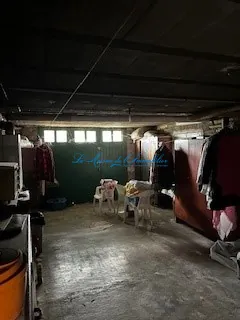 Maison à Saint Privat des Vieux avec 3 chambres et jardin de 484 m² à rénover 