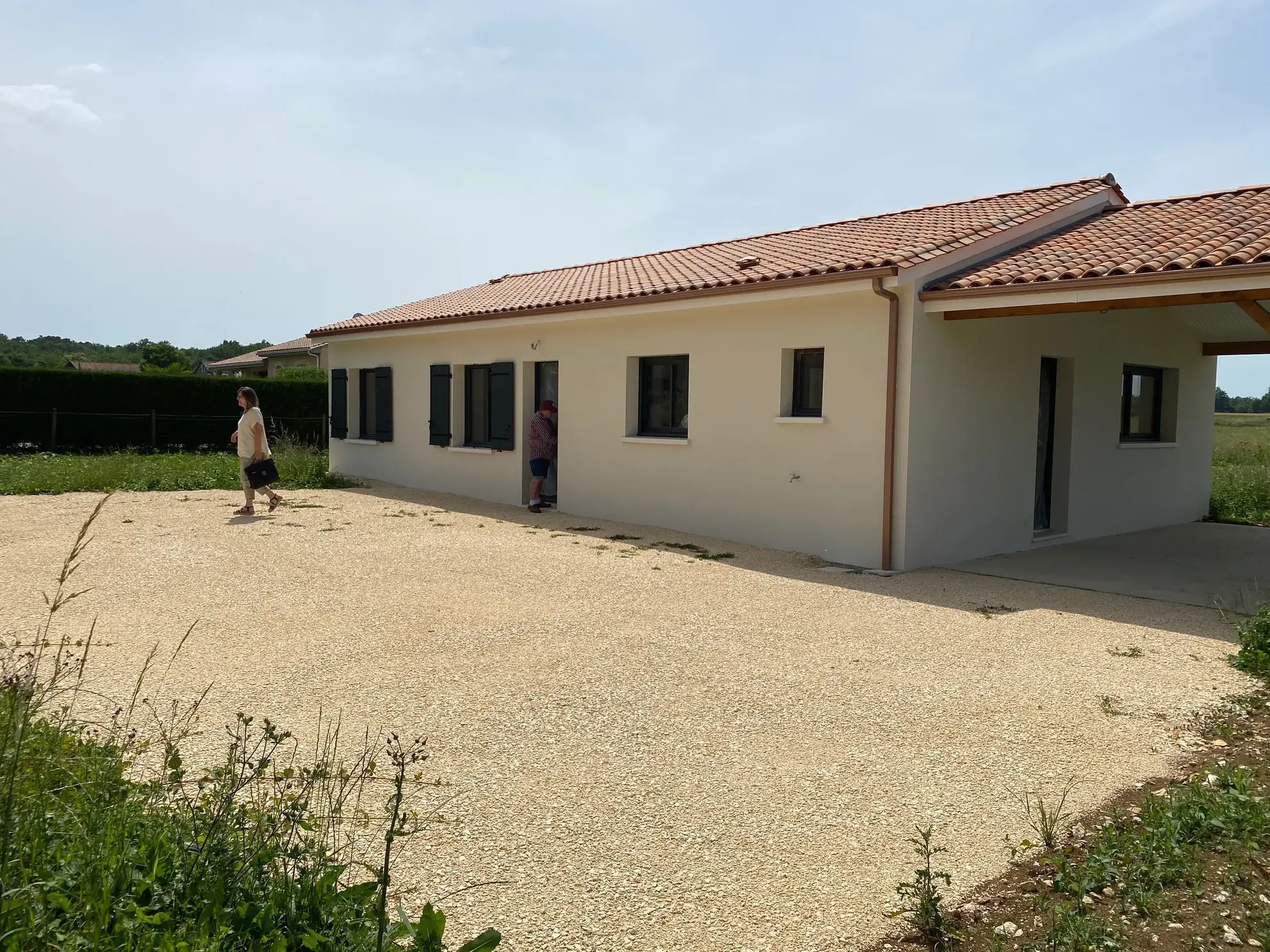 Maison neuve T4 à Marsalès avec jardin et prestations modernes 