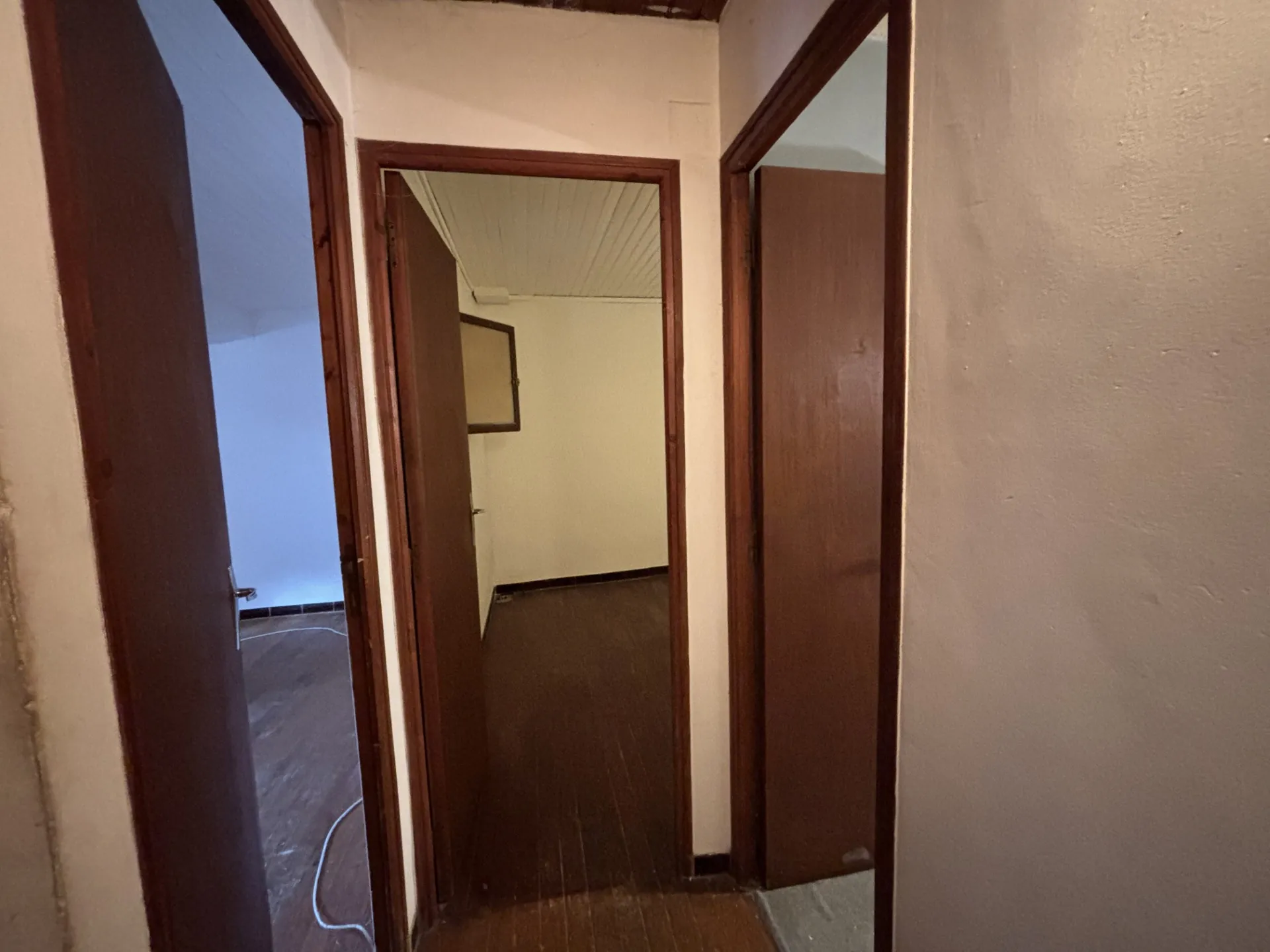 Maison de village à Banyuls-dels-Aspres avec garage - 3 pièces à rafraîchir 