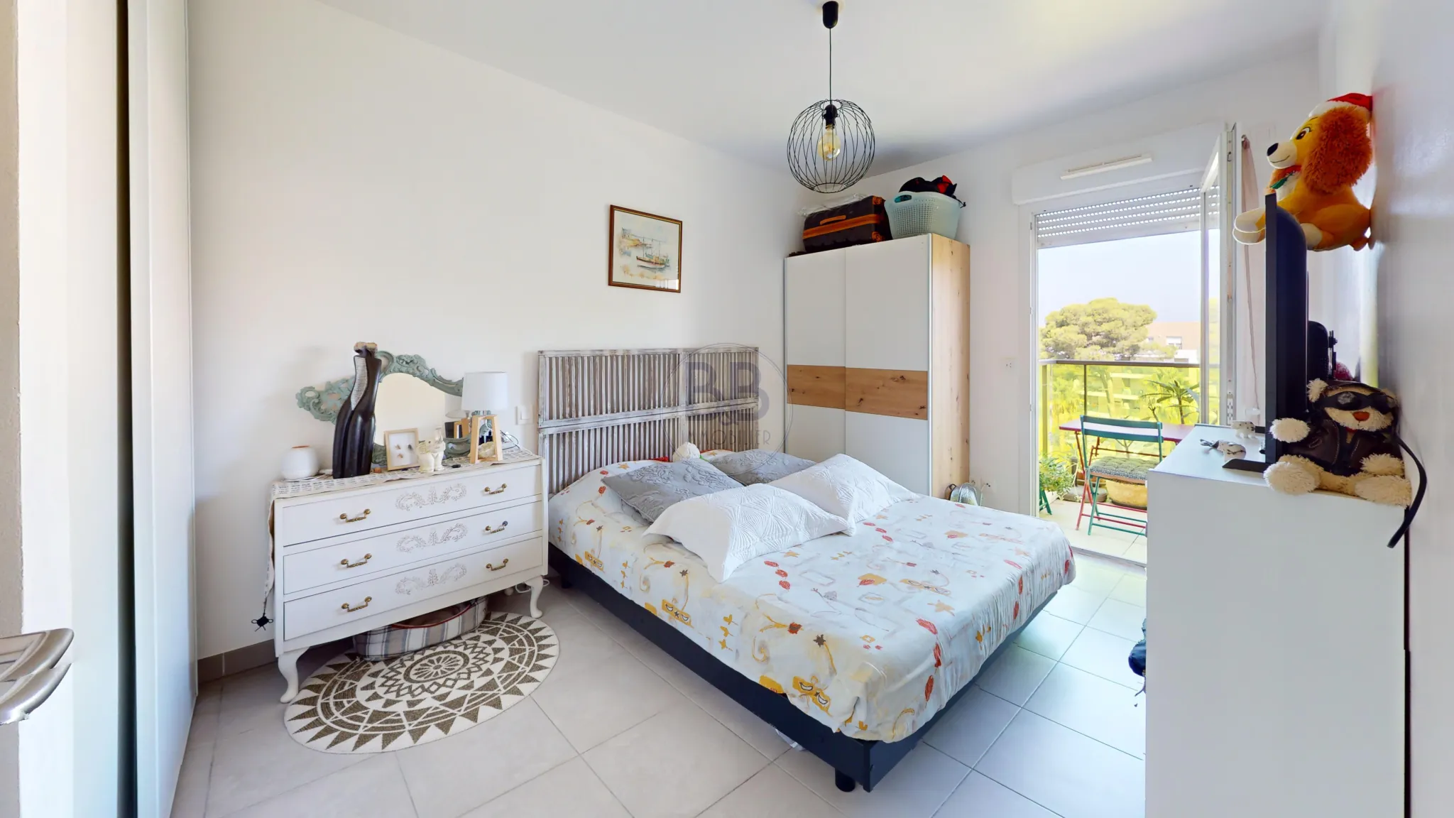 Appartement T2 avec terrasse à Saint-Raphaël, faible consommation énergétique 