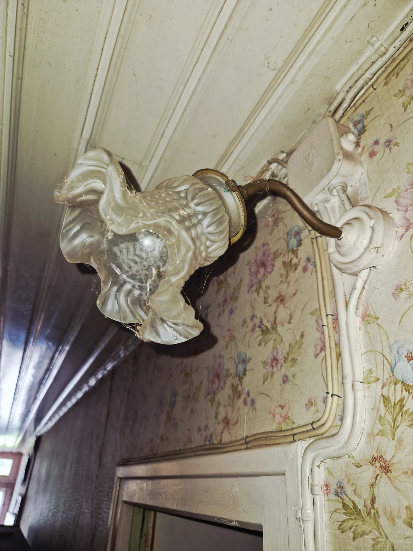 Authentique maison du 18ème siècle avec jardin et charme historique dans le Grand Est 