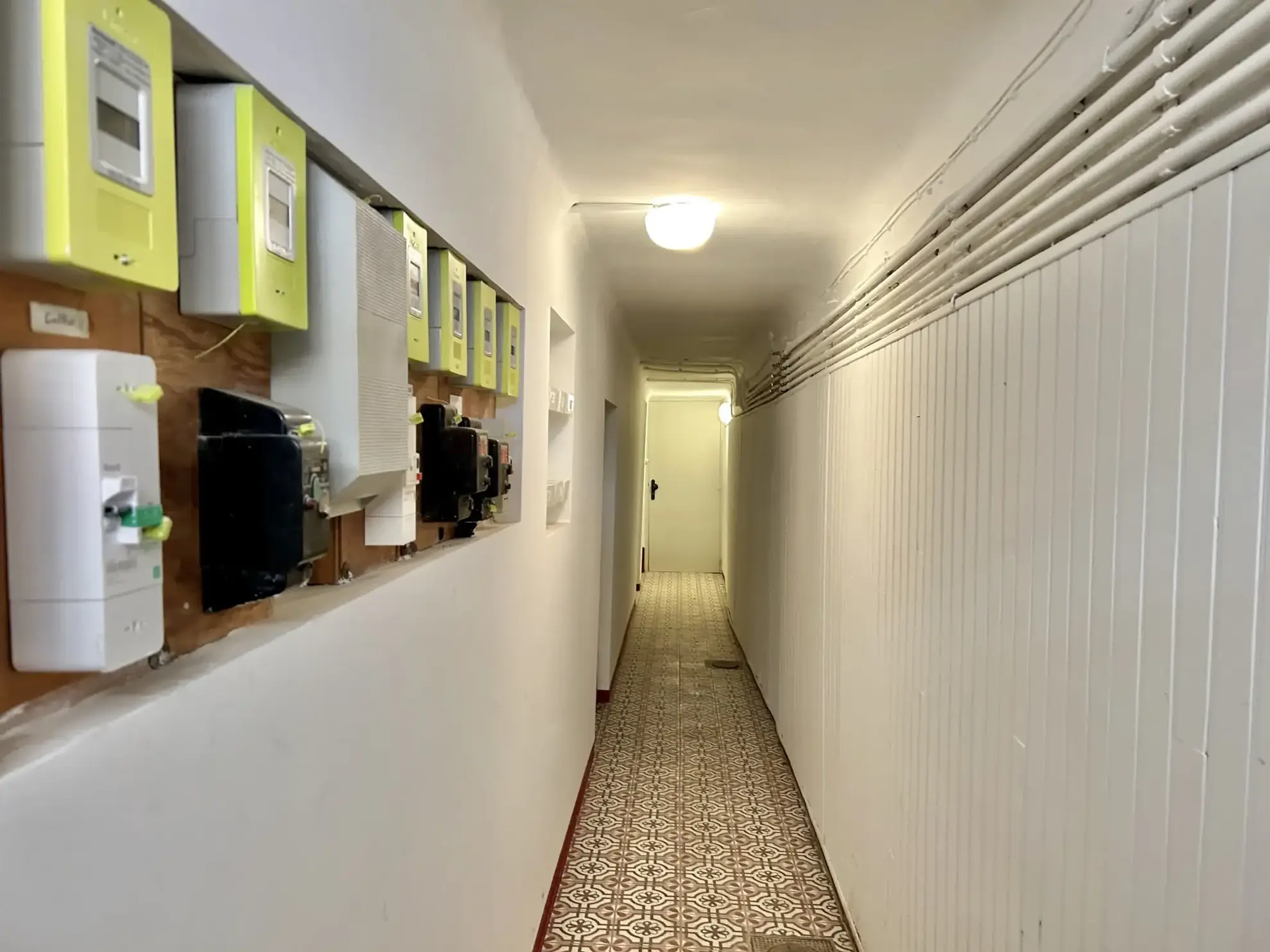 Studio rénové à Sanary-sur-Mer, proximité port, 20m2 