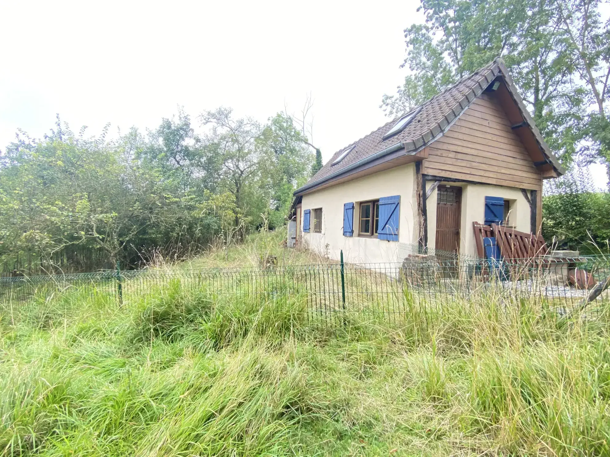 Charmante maison de campagne avec habitation secondaire et grand terrain à Huppy 