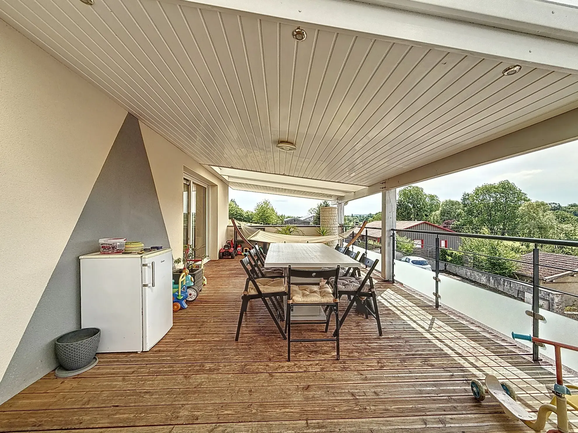 Appartement indépendant de 125 m² avec terrasse et garage à Ambacourt – Opportunité rare