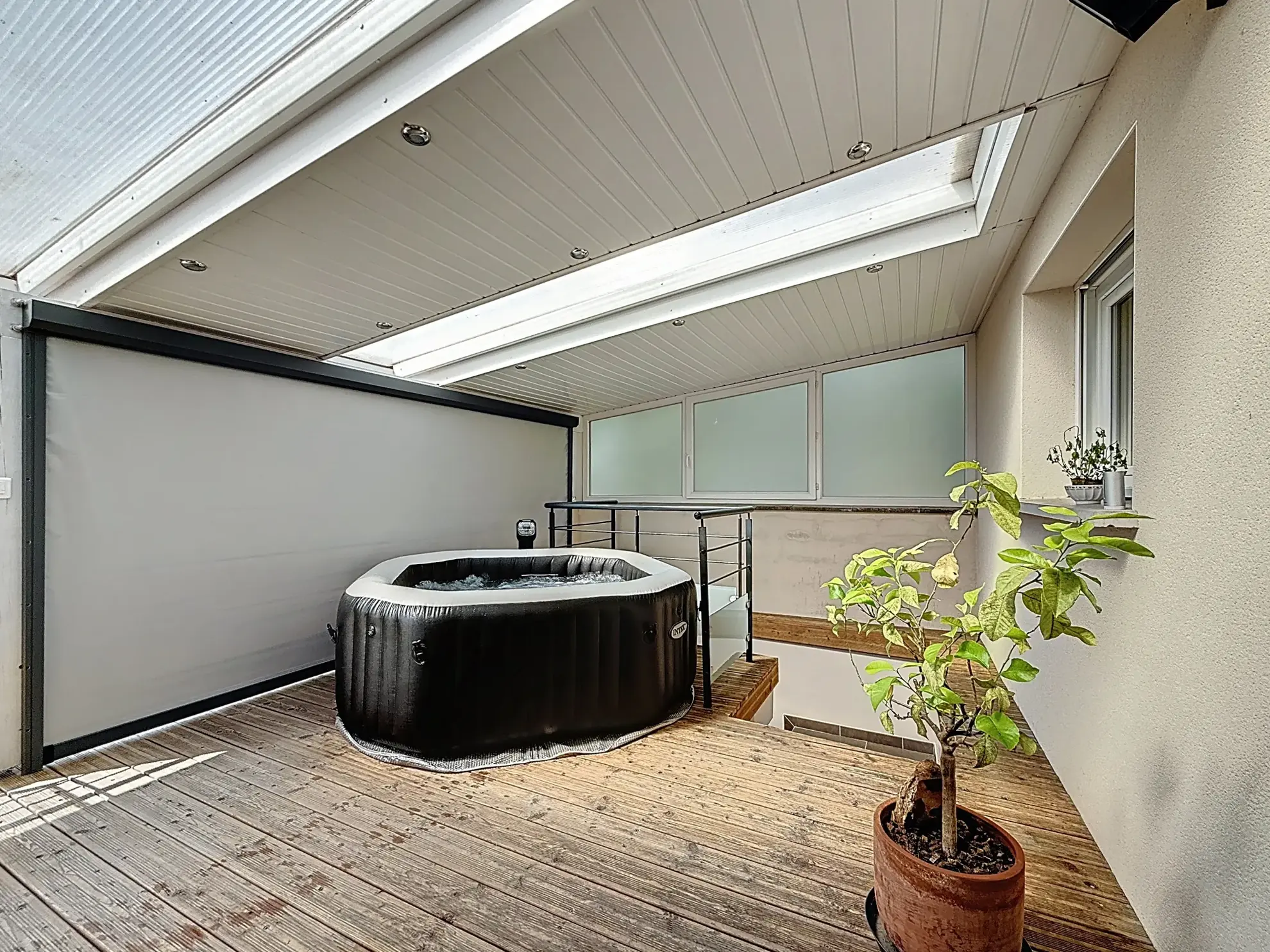 Appartement indépendant de 125 m² avec terrasse et garage à Ambacourt – Opportunité rare 