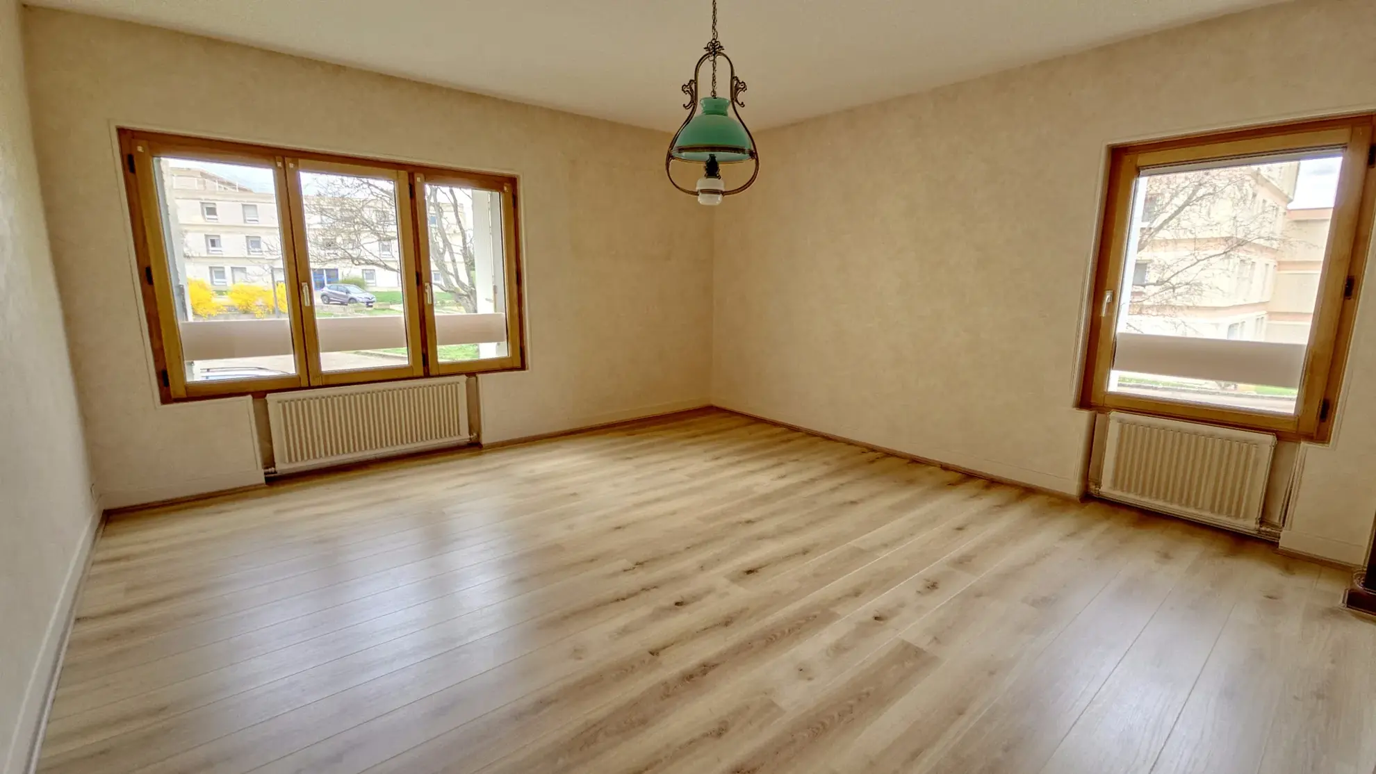 Appartement 3 chambres avec garage à Auxerre - Résidence sécurisée 