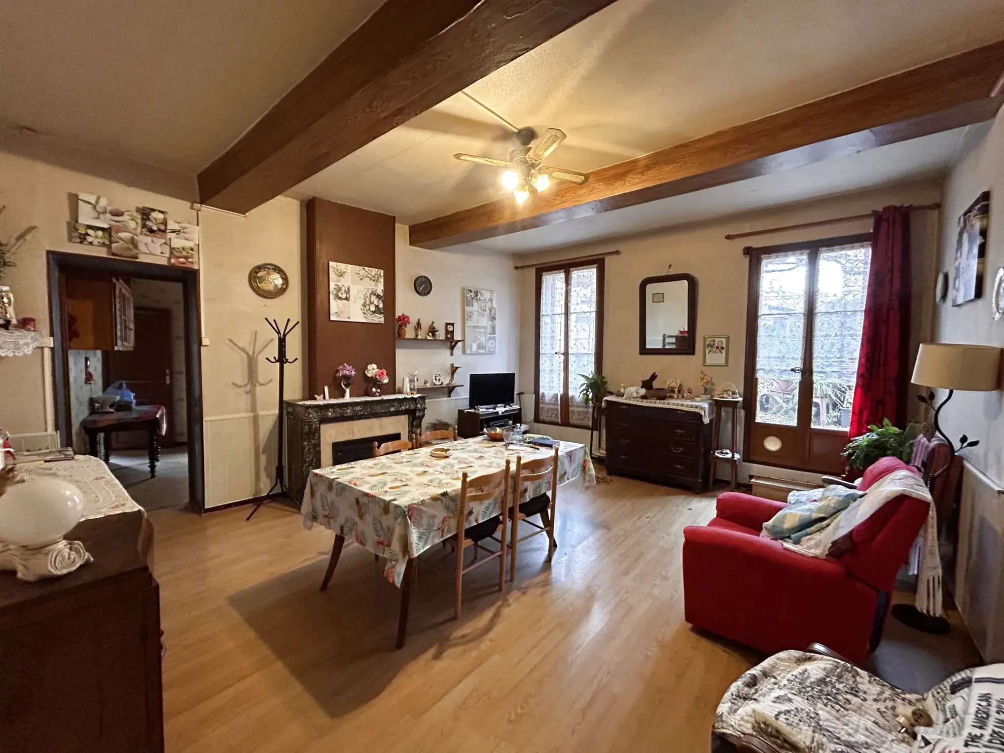 Maison de ville avec jardin et garage à Saint-Féliu-d’Amont - Opportunité à saisir 