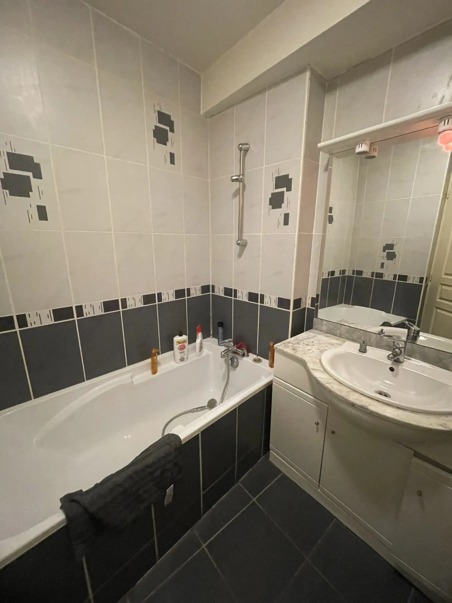 Achat appartement T3 avec terrasse à Saint Affrique – Quartier calme 