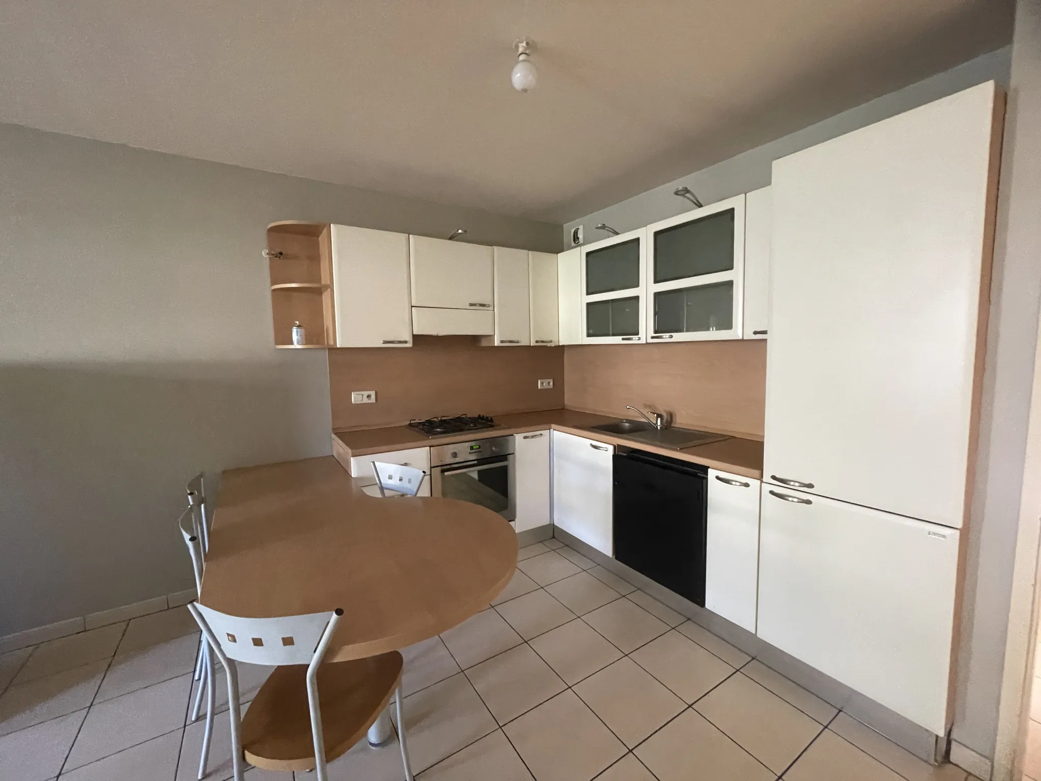 Achat appartement T3 avec terrasse à Saint Affrique – Quartier calme 