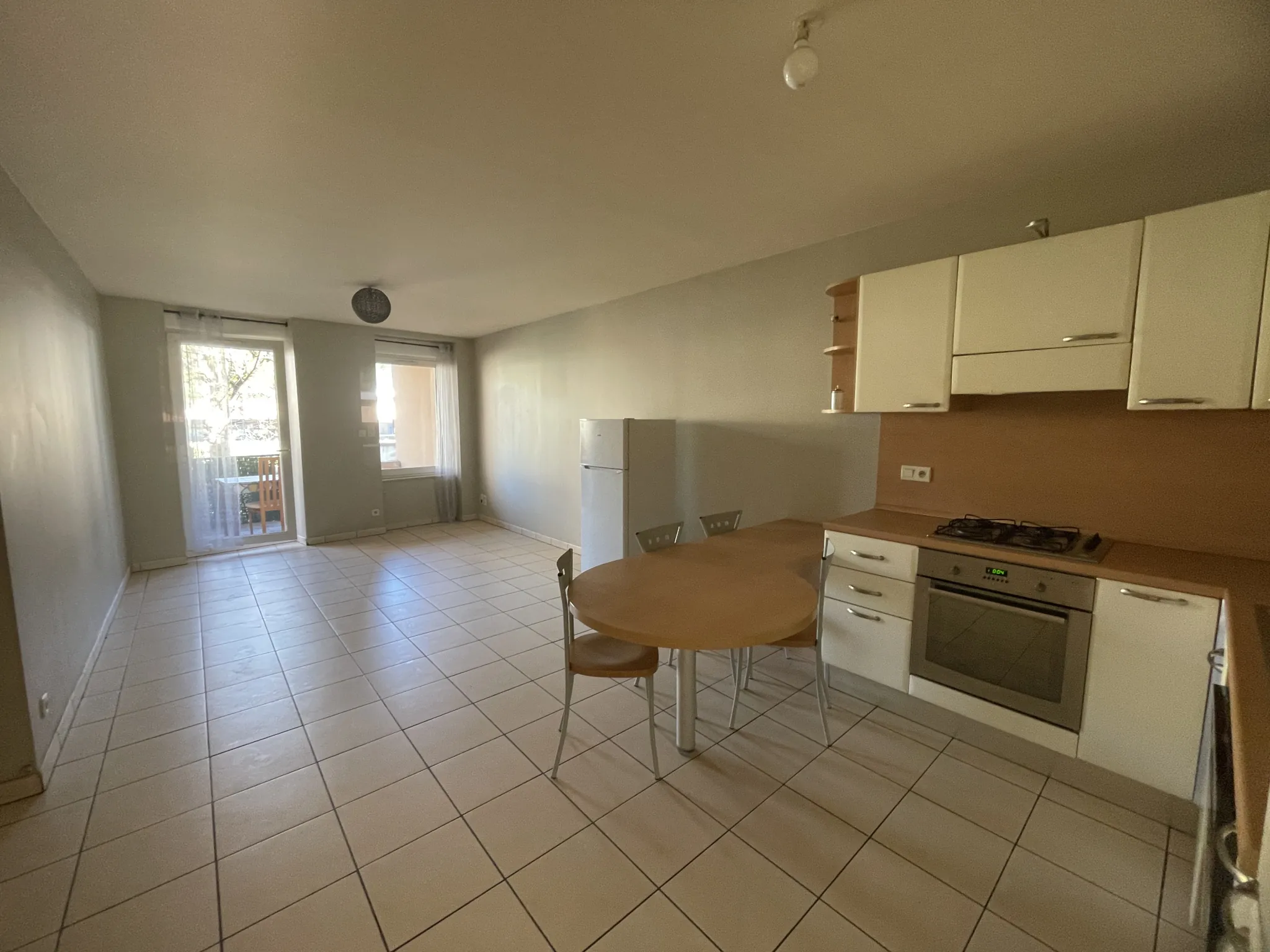 Achat appartement T3 avec terrasse à Saint Affrique – Quartier calme