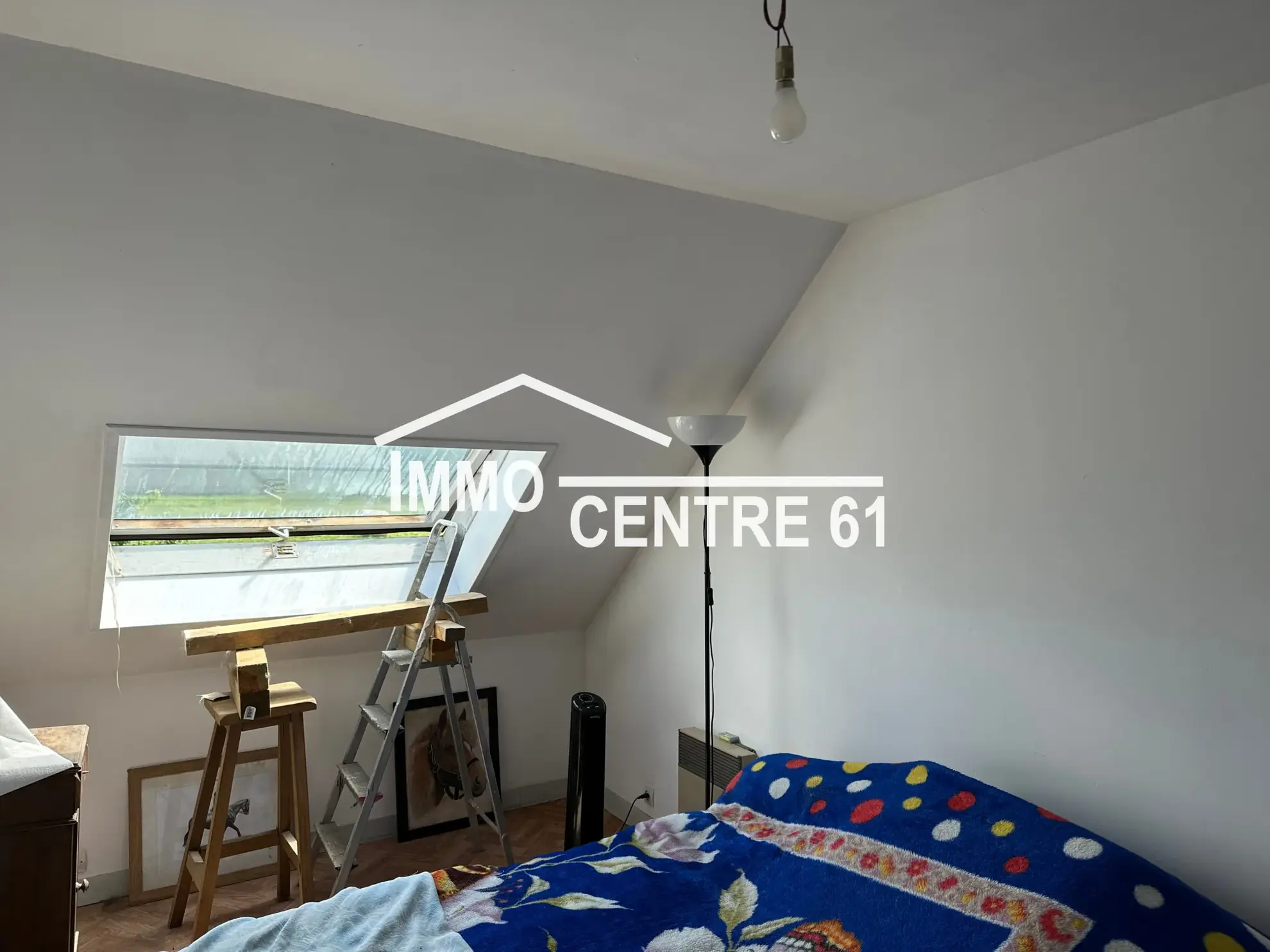 Maison à rénover avec dépendance en campagne à Menil-de-Briouze 