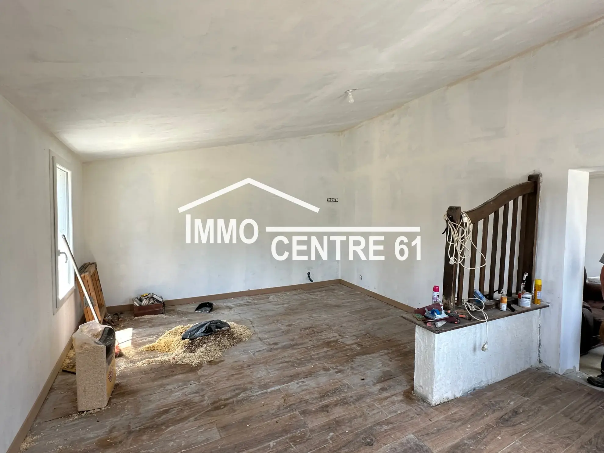 Maison à rénover avec dépendance en campagne à Menil-de-Briouze 