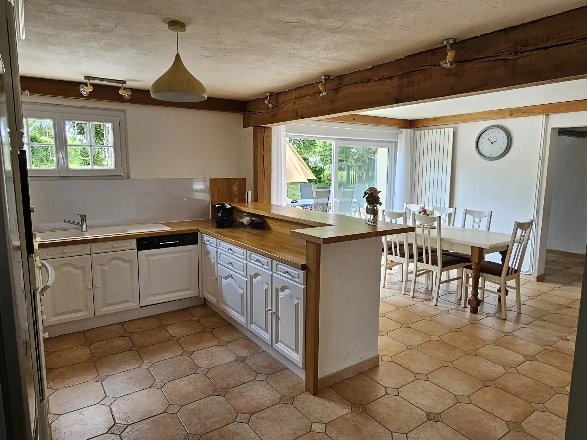 Belle maison familiale avec piscine à Louvemont - 215 m², terrain de 1437 m² 