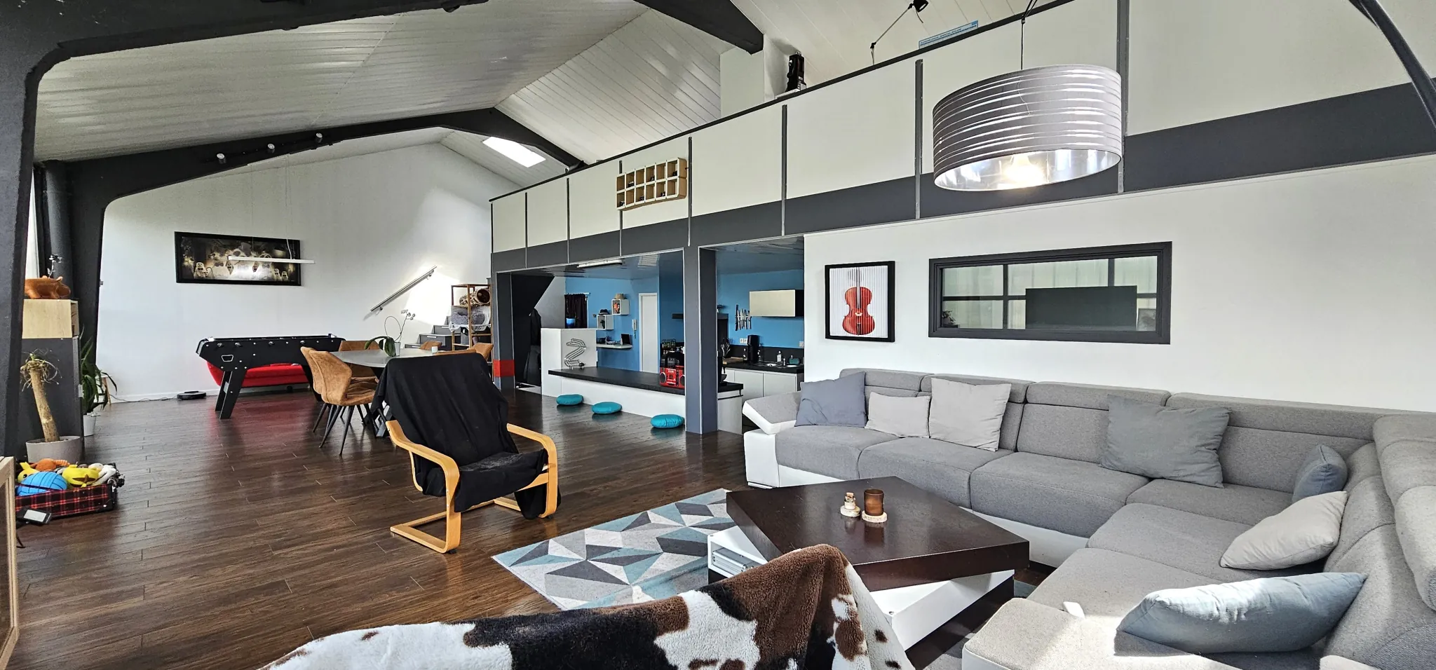 Luxueux loft de 126 m² avec 3 chambres à Lys les Lannoy